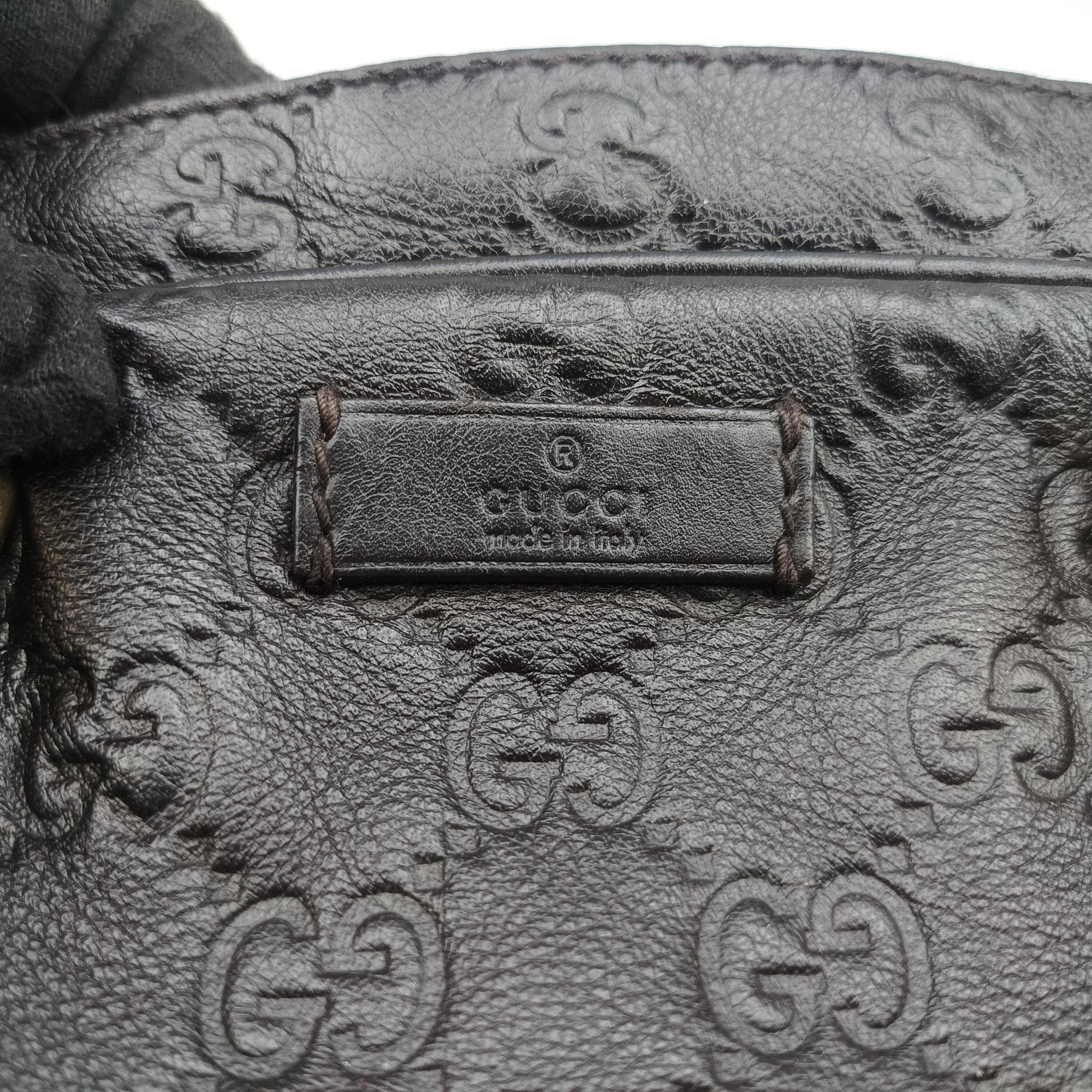 Pre-owned Gucci Guccissima Black Leather 208463 handbag | stylenewstar