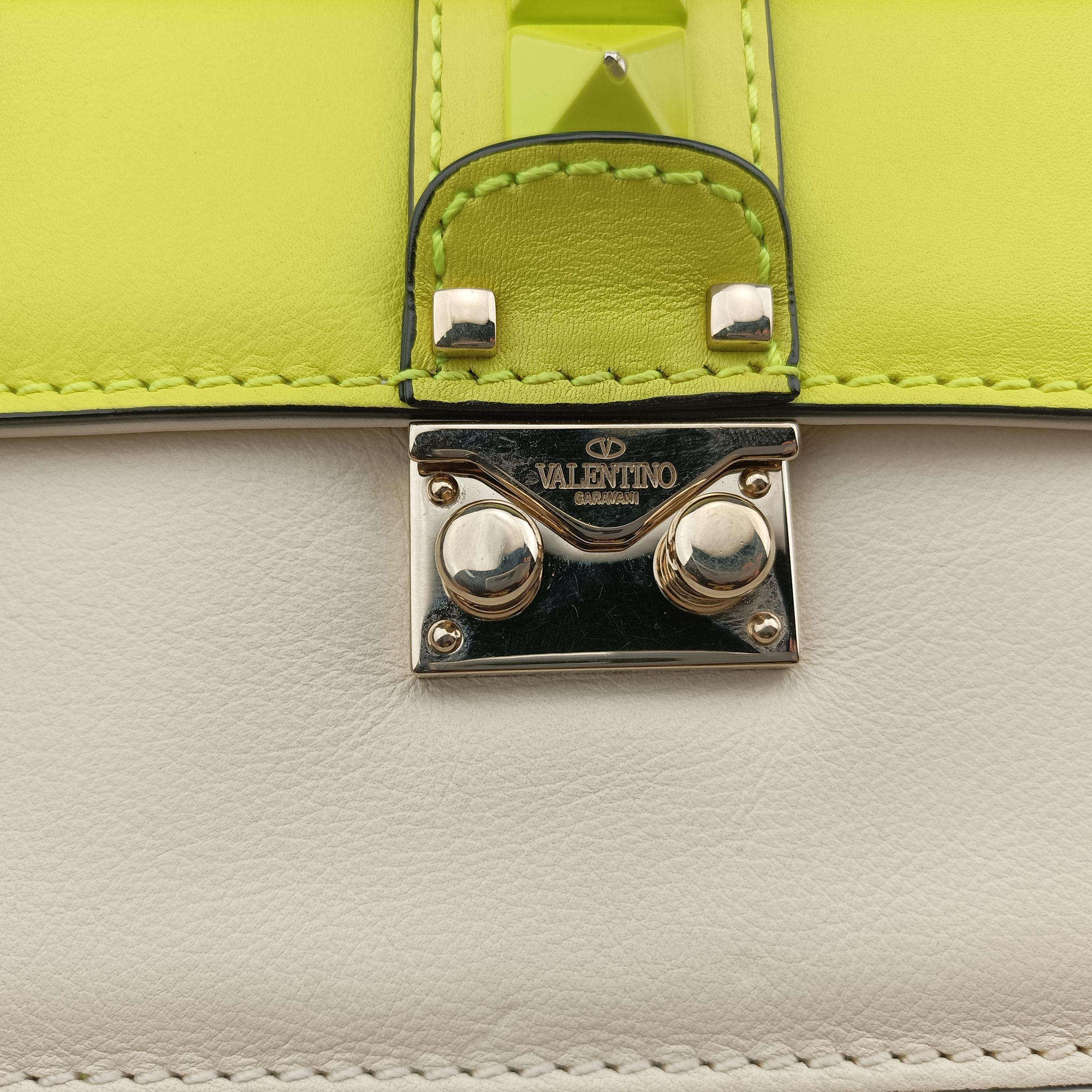Secondhand Valentino Rockstud Glam Lock yellow×white Leather  shoulderbag | stylenewstar
