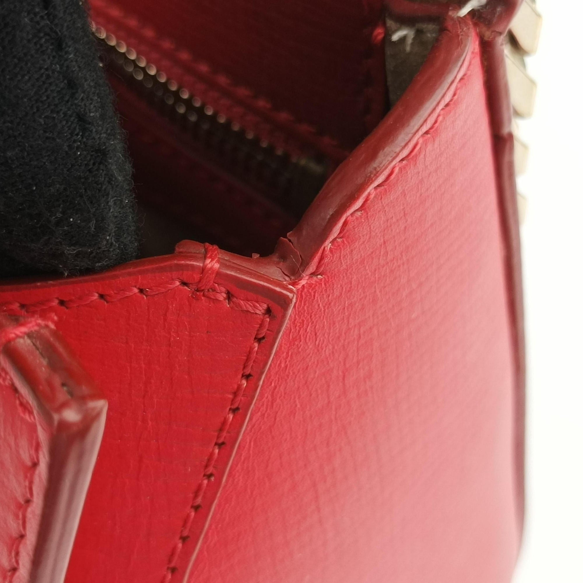 Secondhand Givenchy Pandora Red Leather  shoulderbag | stylenewstar
