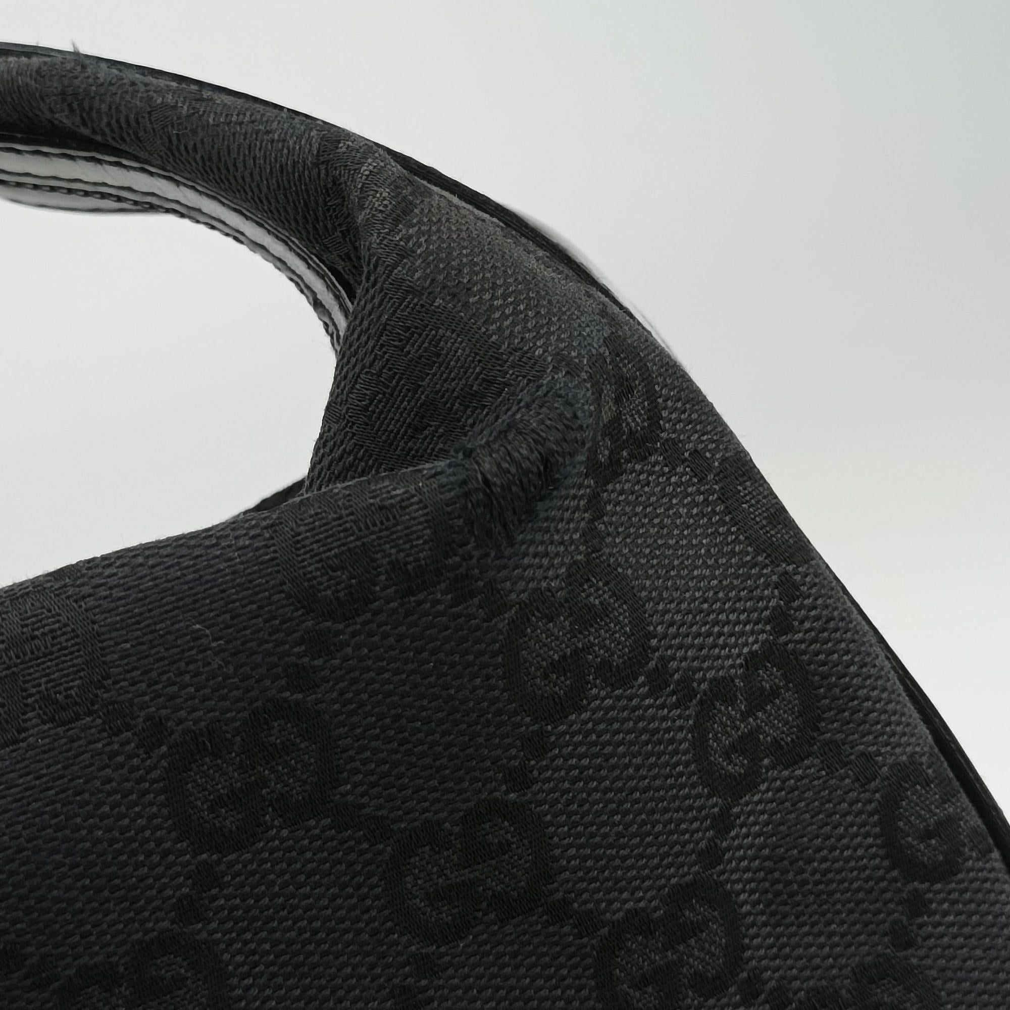 Vintage Gucci Hobo Black canvas 001.42 handbag | stylenewstar