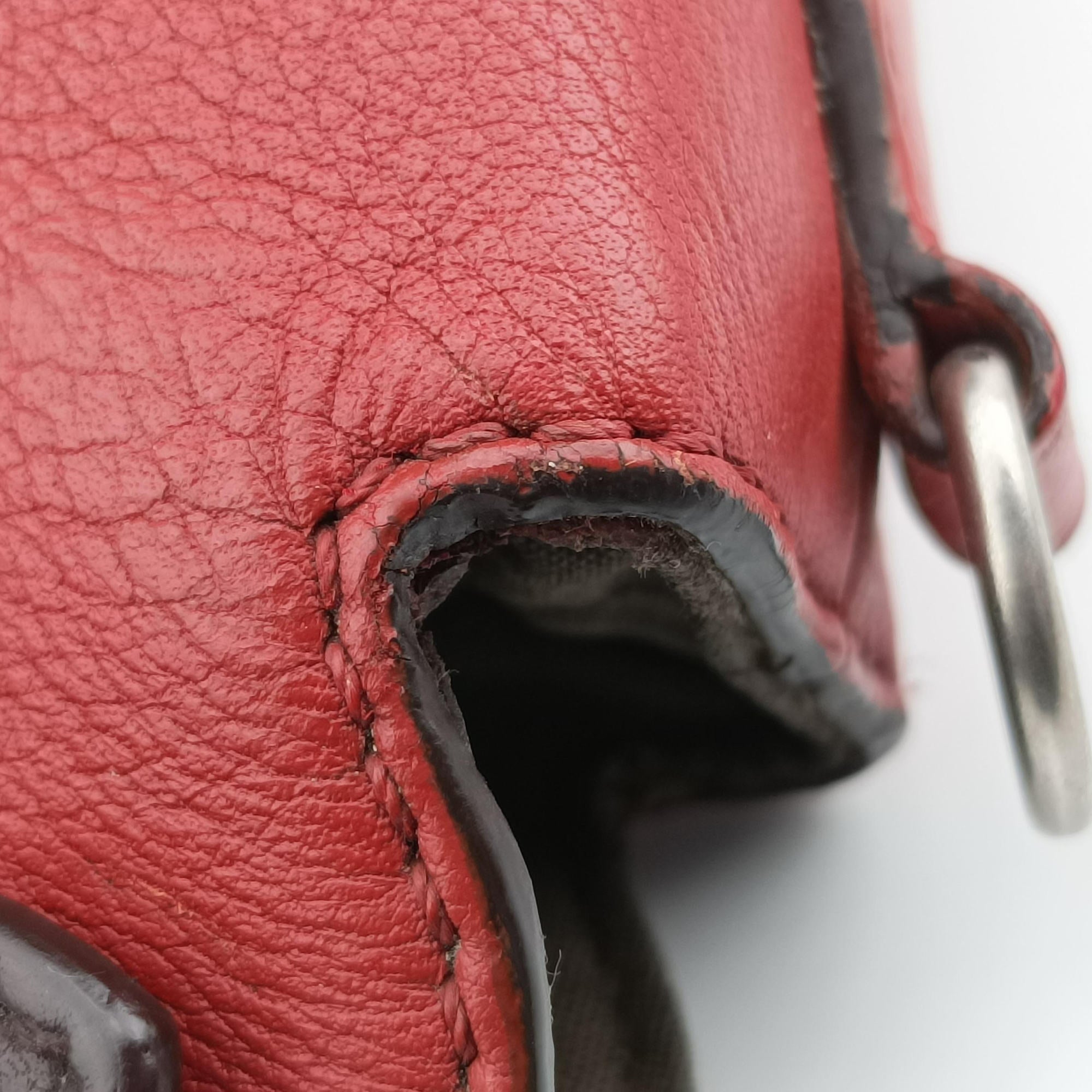 Pre-owned Fendi Small By The Way Red Leather 8BL124 shoulderbag | stylenewstar