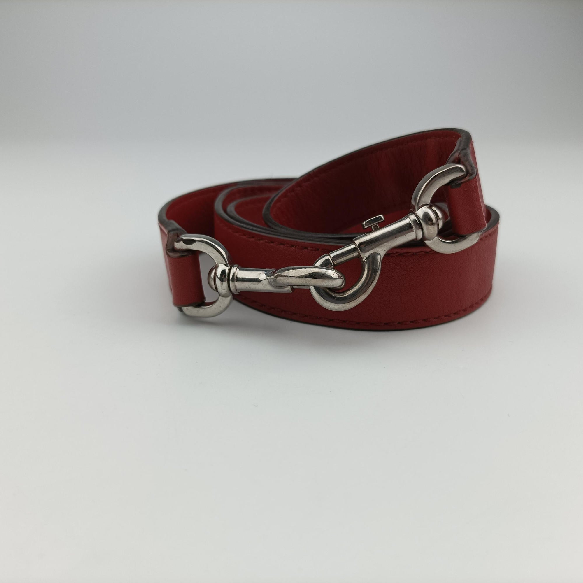 Pre-owned Fendi Small By The Way Red Leather 8BL124 shoulderbag | stylenewstar