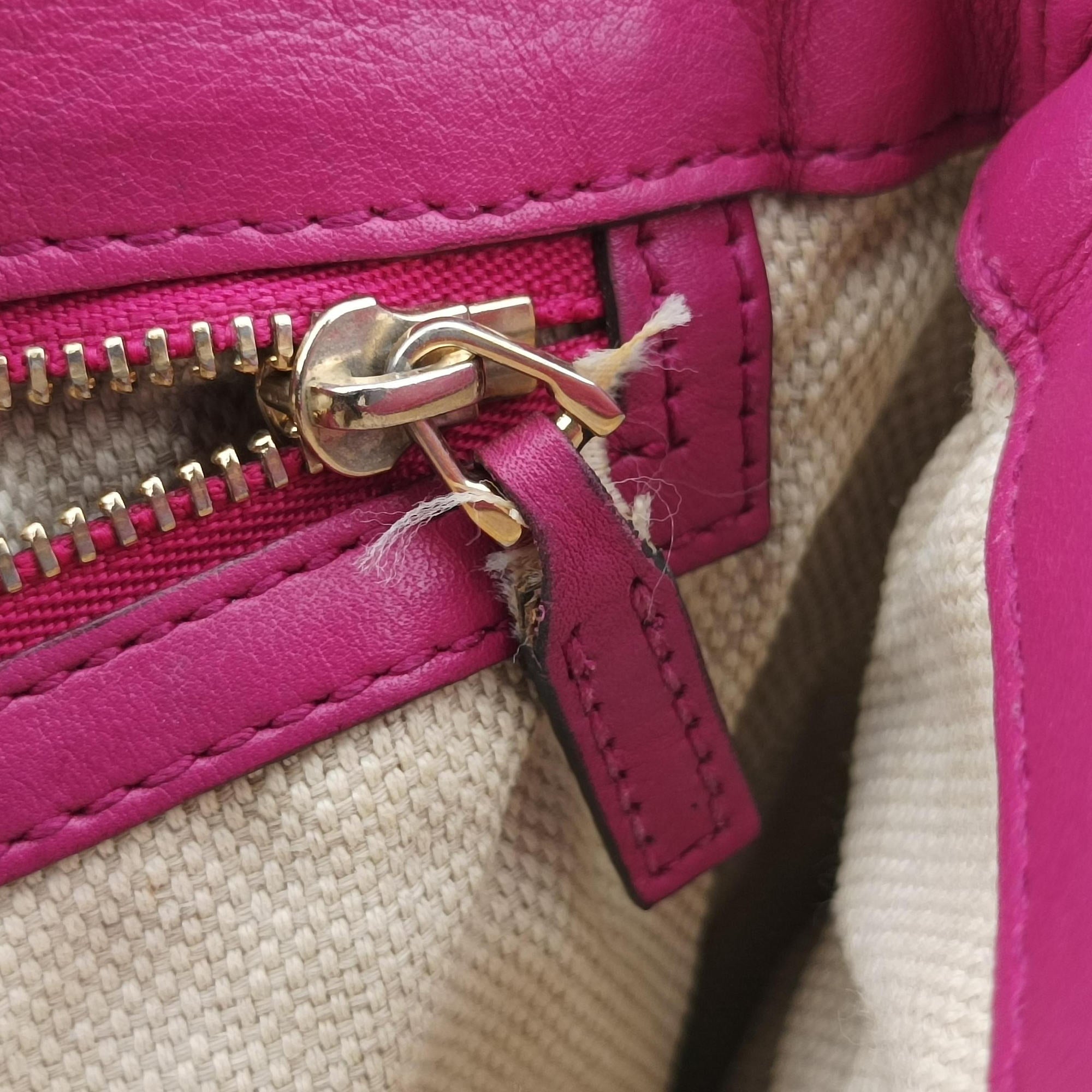 Pre-owned Gucci Soho Rose Patent Leather 336752 shoulderbag | stylenewstar