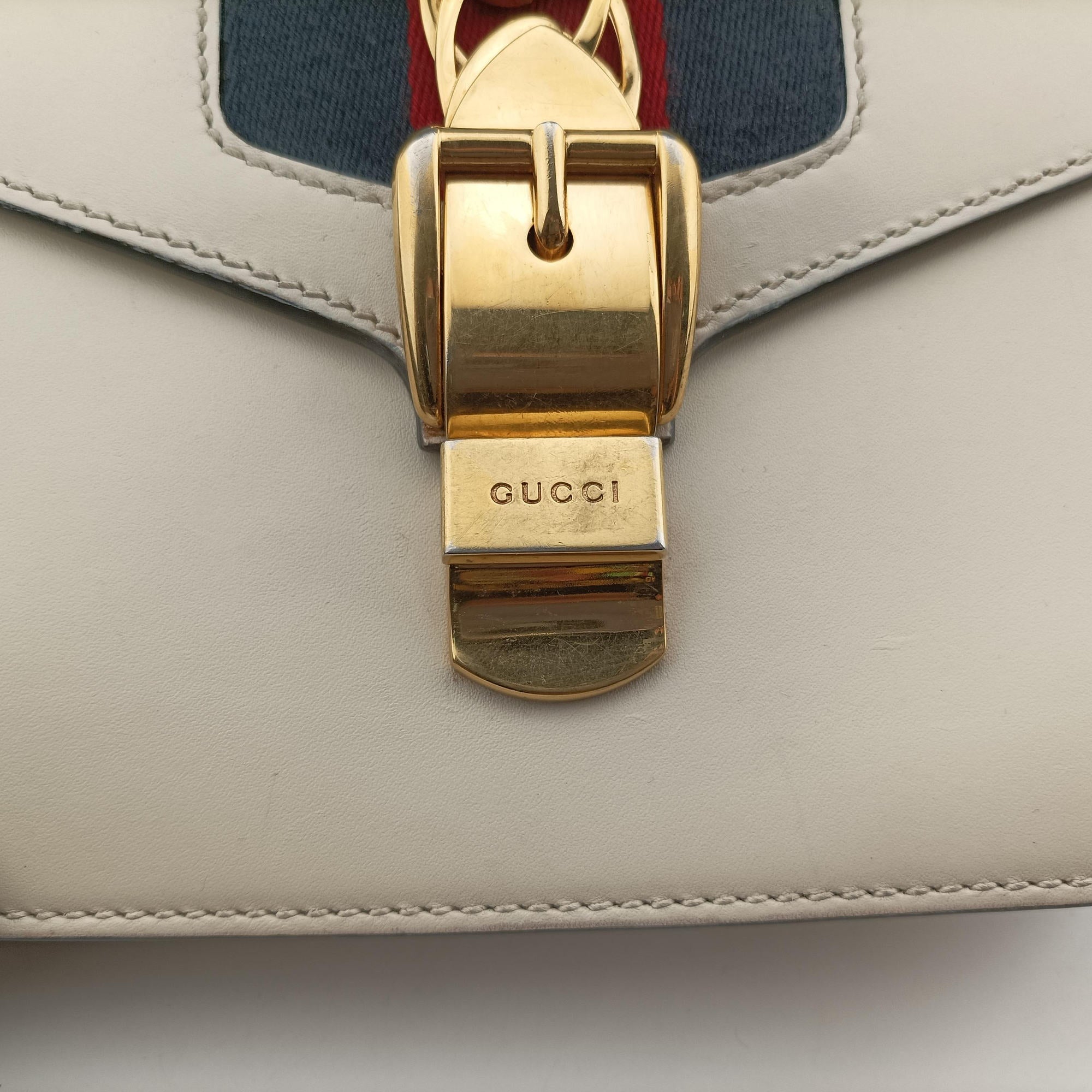Pre-owned Gucci Sylvie Ivory×navy×red Leather 470270 shoulderbag | stylenewstar