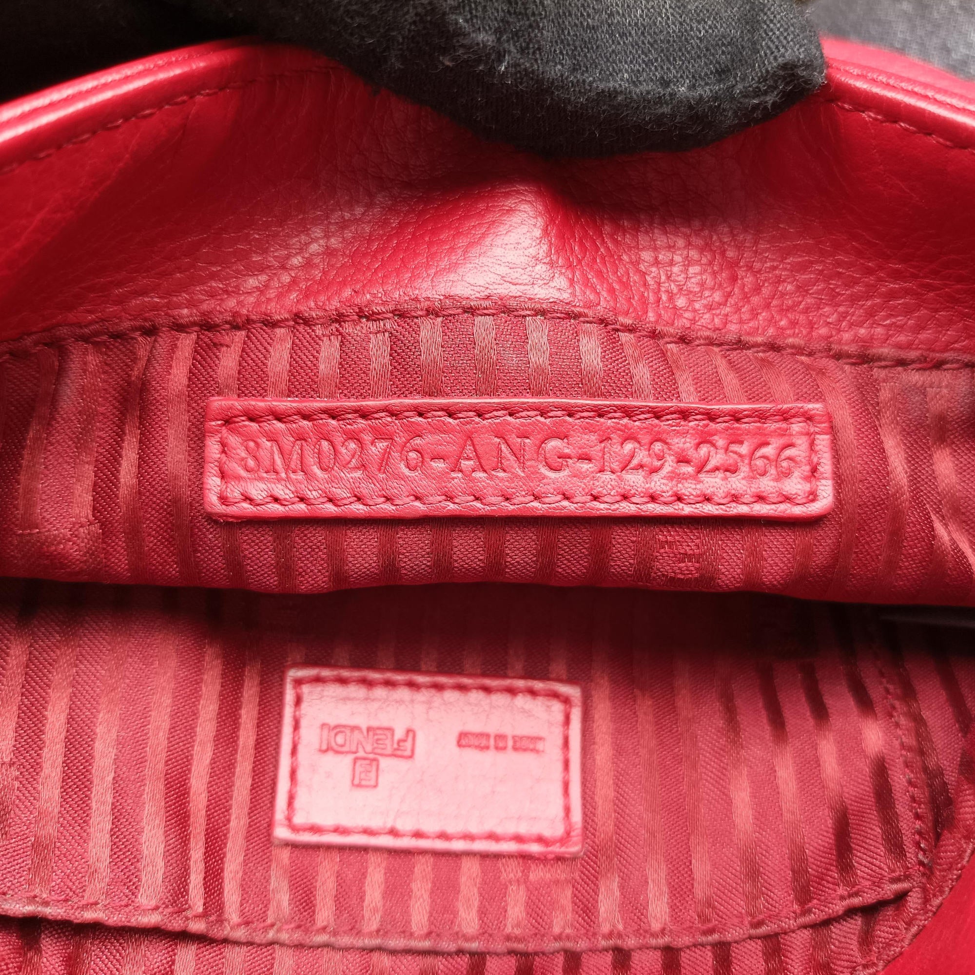 Pre-owned Fendi Fendista Pochette Red Leather 8M0276 shoulderbag | stylenewstar