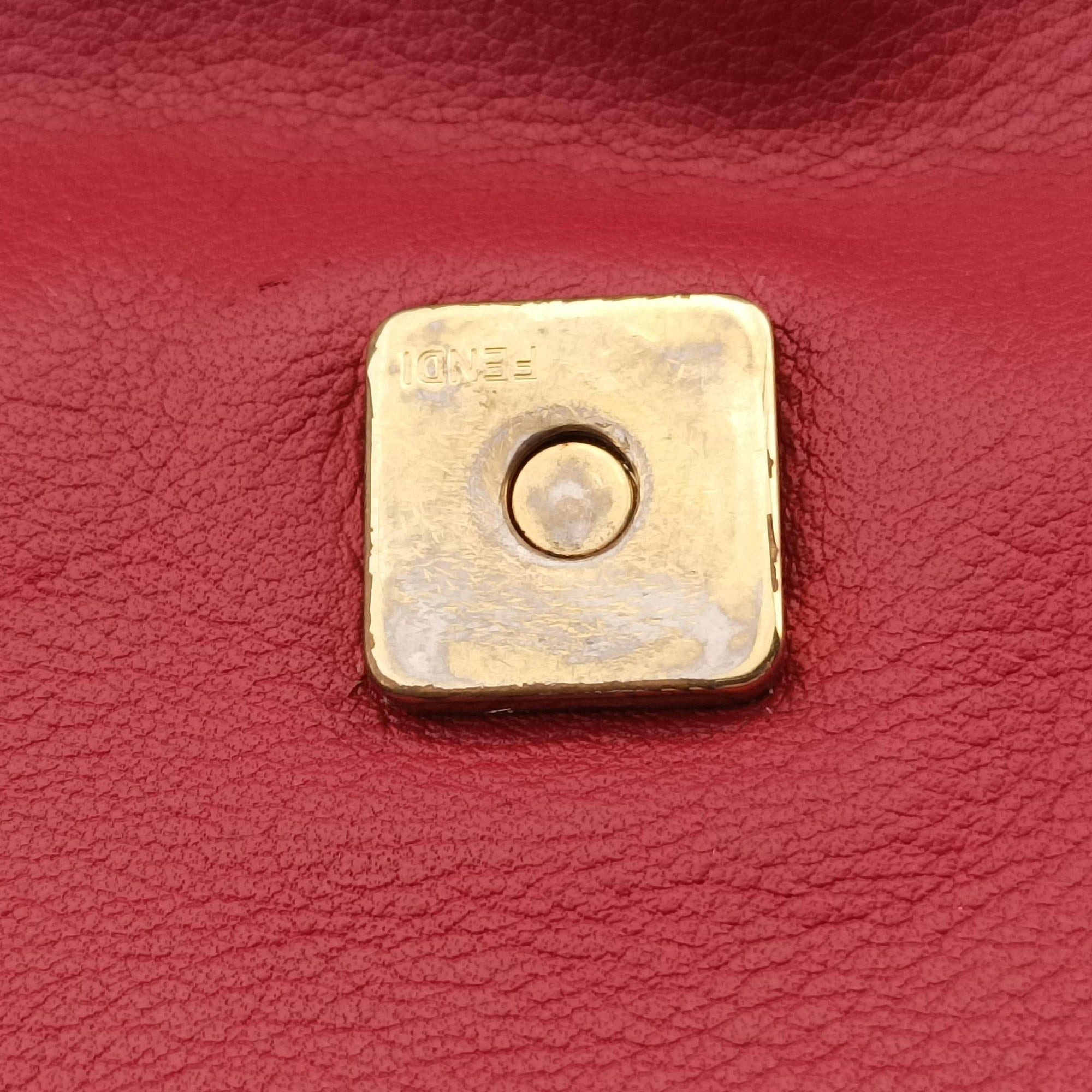 Pre-owned Fendi Fendista Pochette Red Leather 8M0276 shoulderbag | stylenewstar