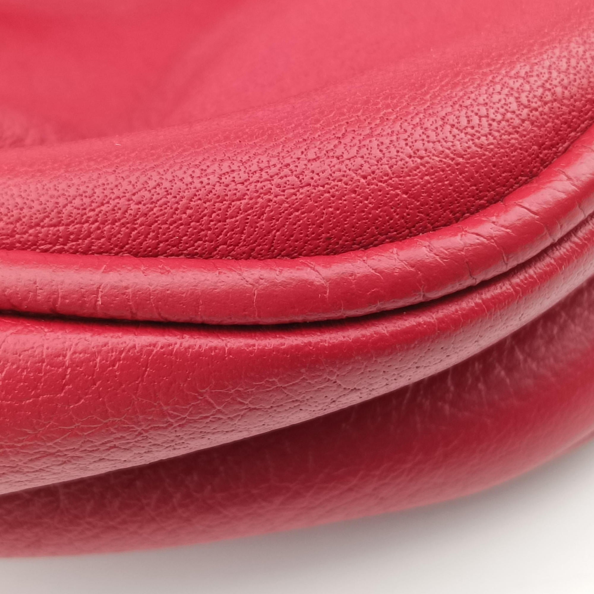 Pre-owned Fendi Fendista Pochette Red Leather 8M0276 shoulderbag | stylenewstar