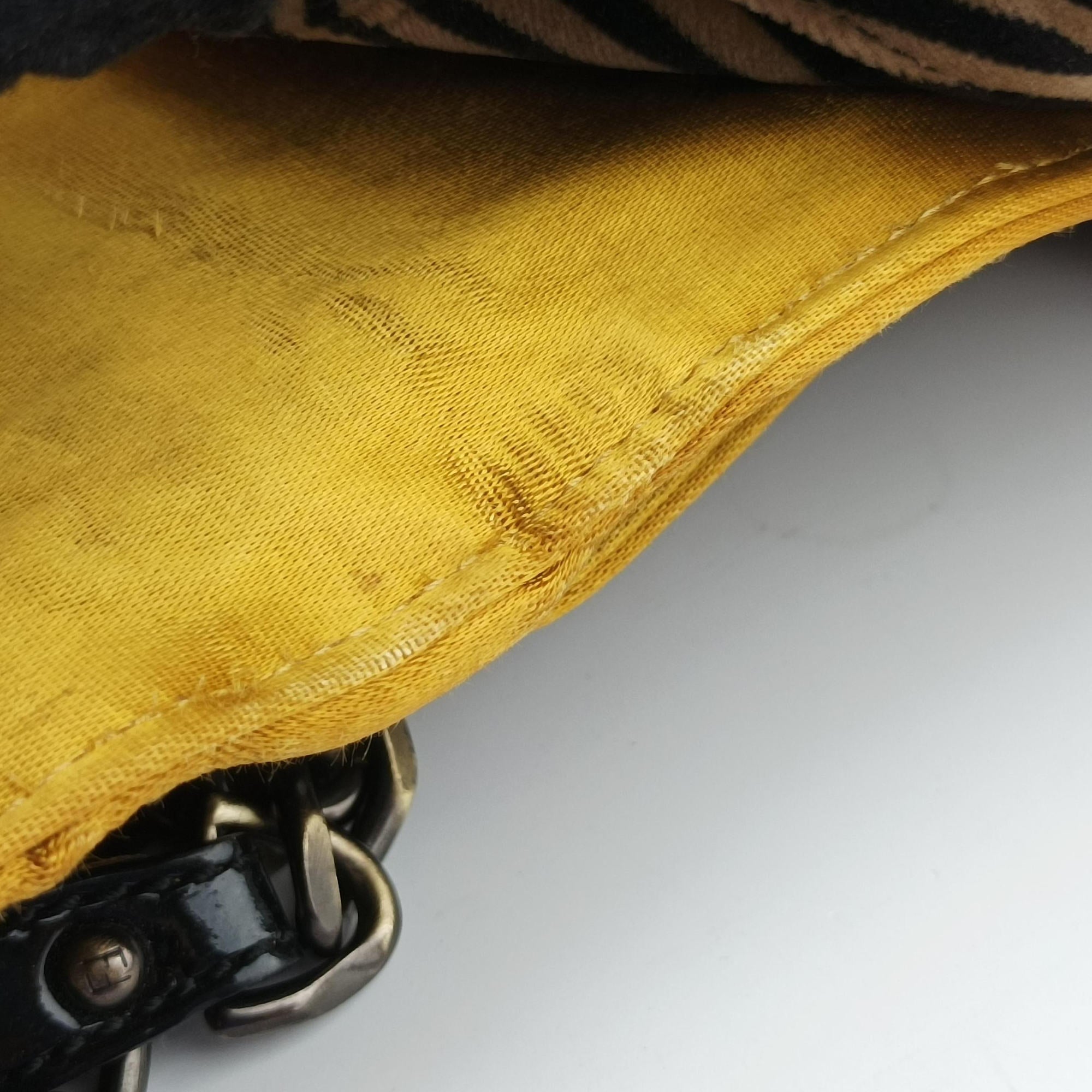 Vintage Fendi B Bag Multicolour Velvet × Fur 8BN165 handbag | stylenewstar