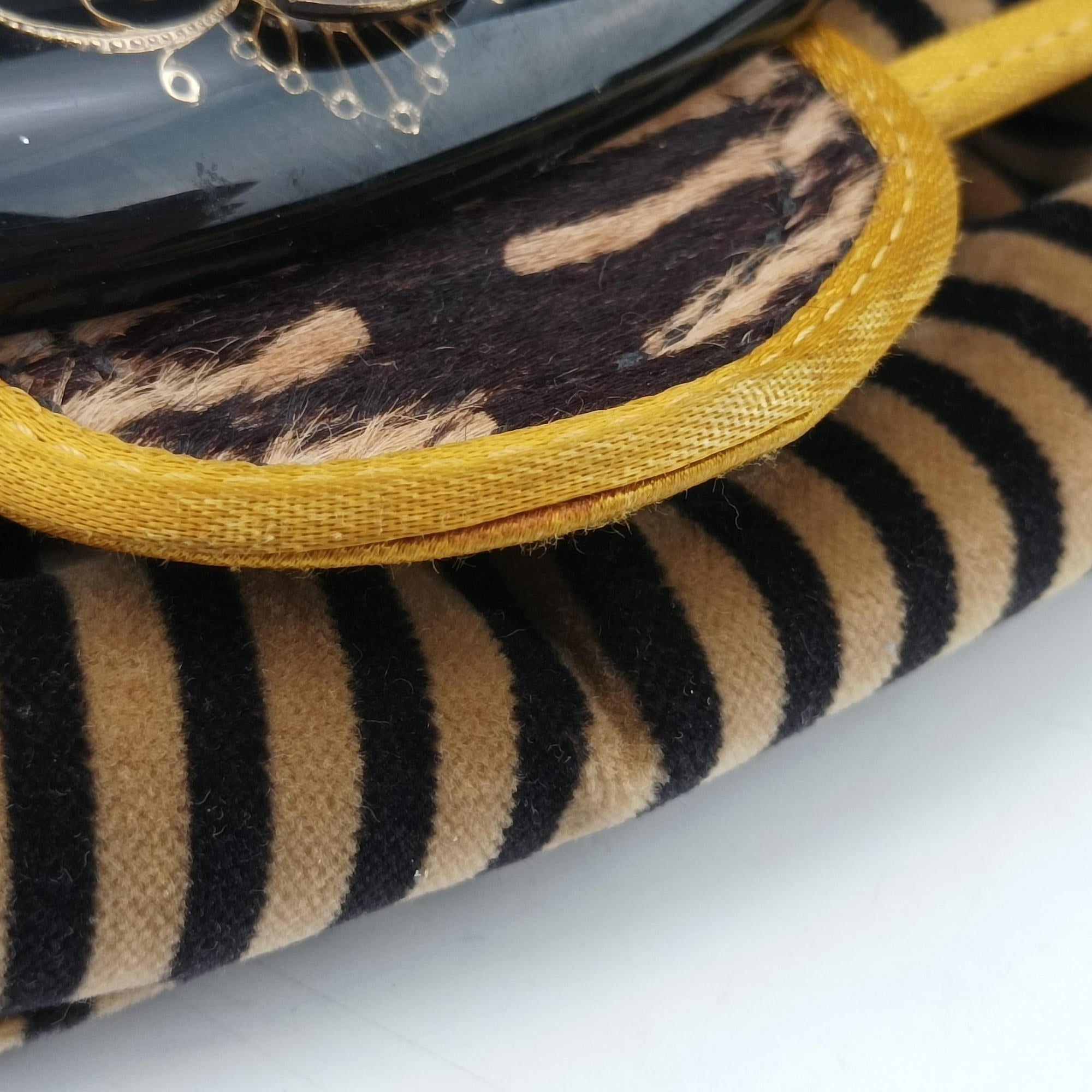 Vintage Fendi B Bag Multicolour Velvet × Fur 8BN165 handbag | stylenewstar