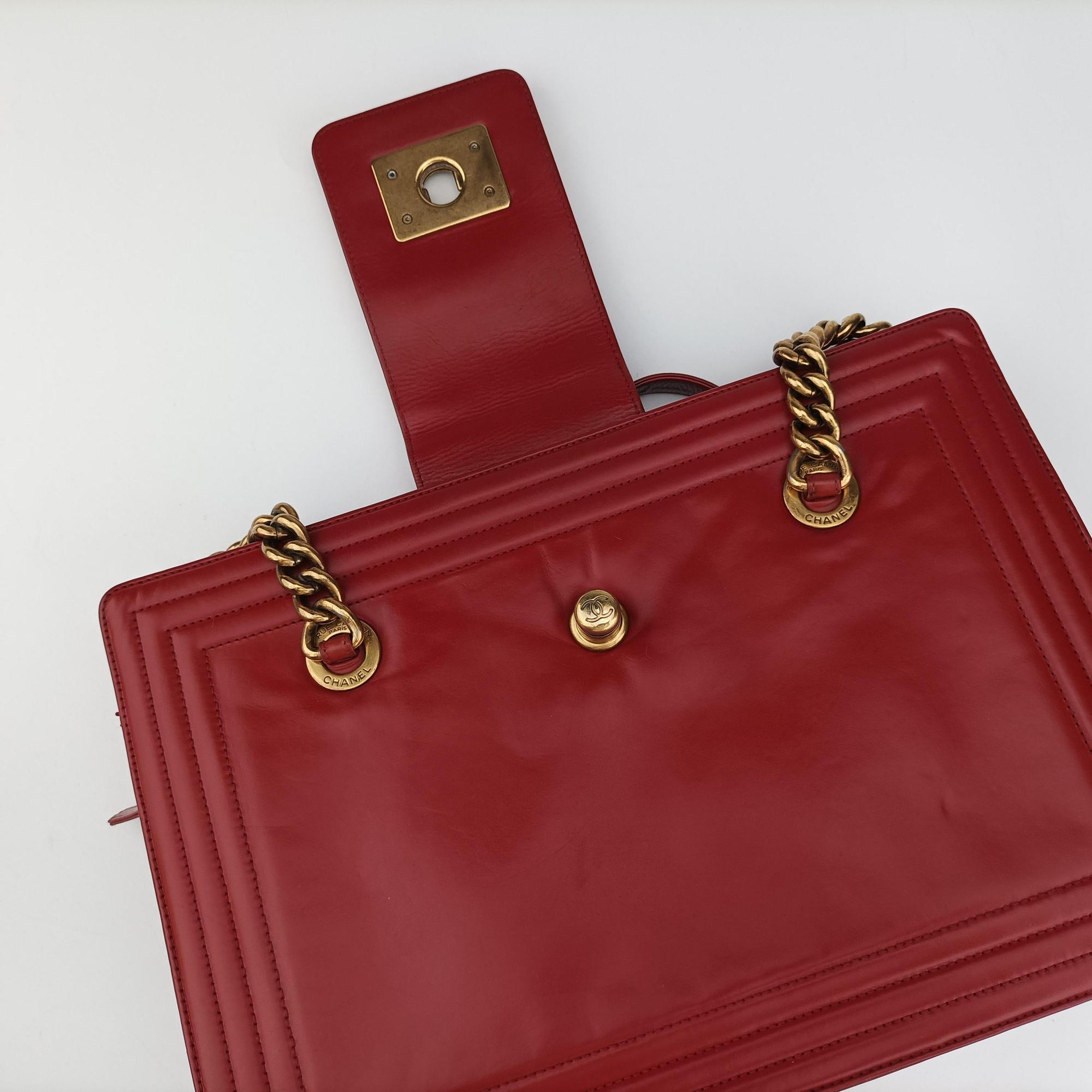 Secondhand Chanel Jetsetter Boy Shopping Tote Red Leather A66708 shoulderbag | stylenewstar