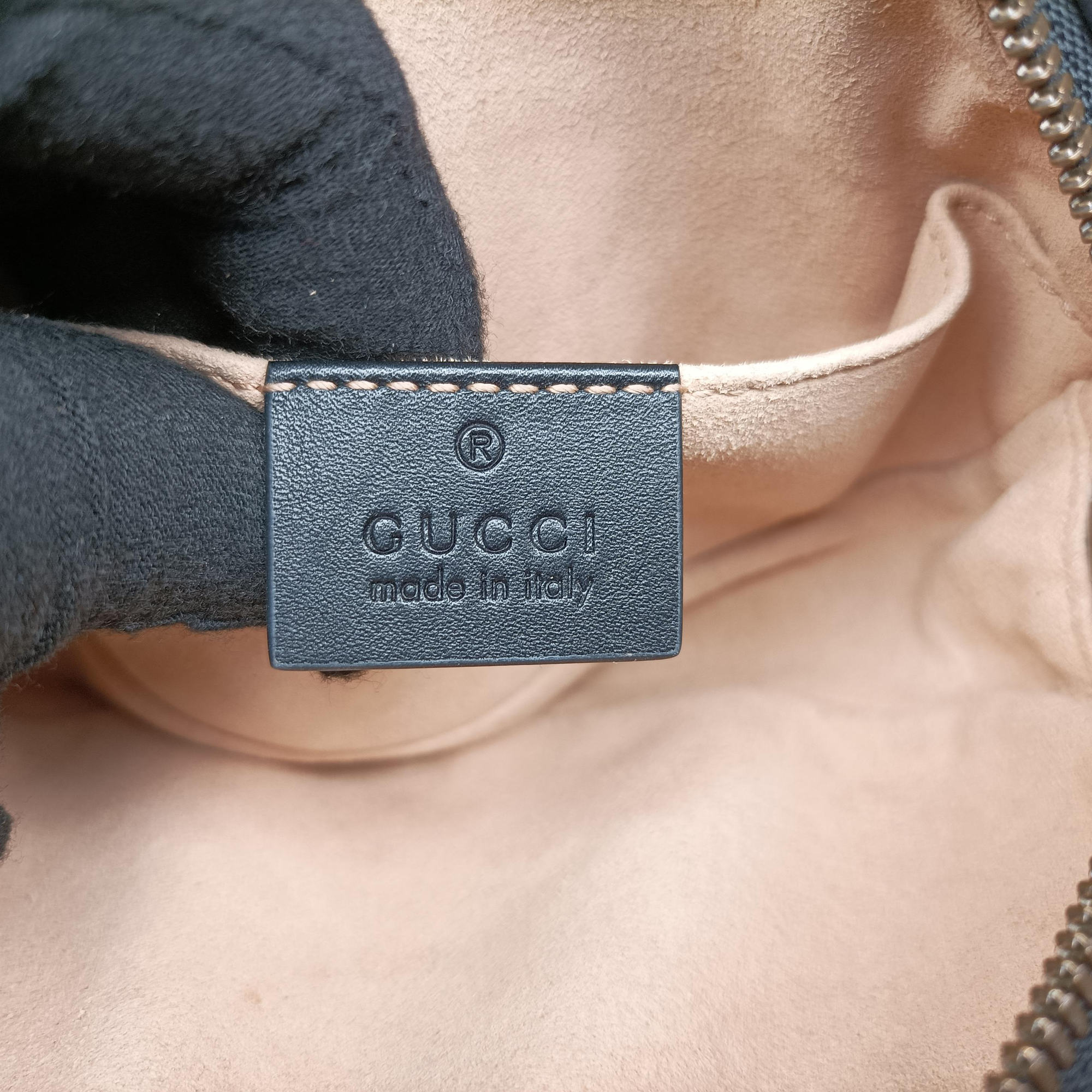Vintage Gucci GG Marmont Black Leather 476434 bum bag/waist bag | stylenewstar