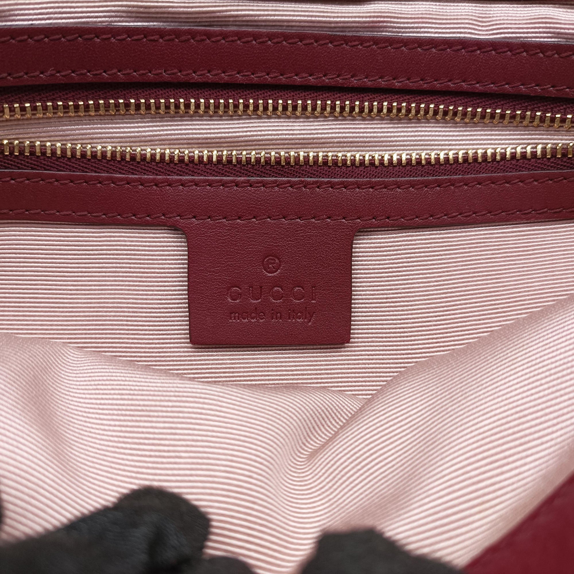 Pre-owned Gucci Arli Burgundy Suede×leather 550126 shoulderbag | stylenewstar