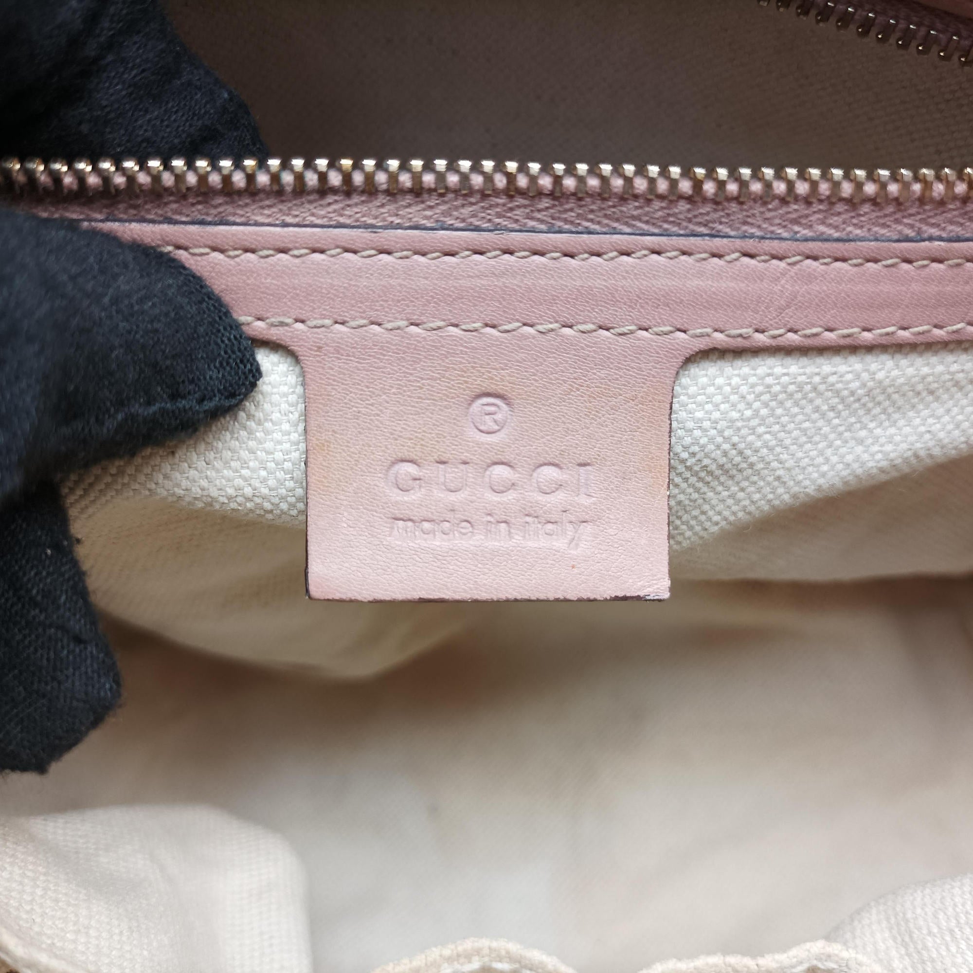 Pre-owned Gucci Bree Pink Leather 353121 shoulderbag | stylenewstar