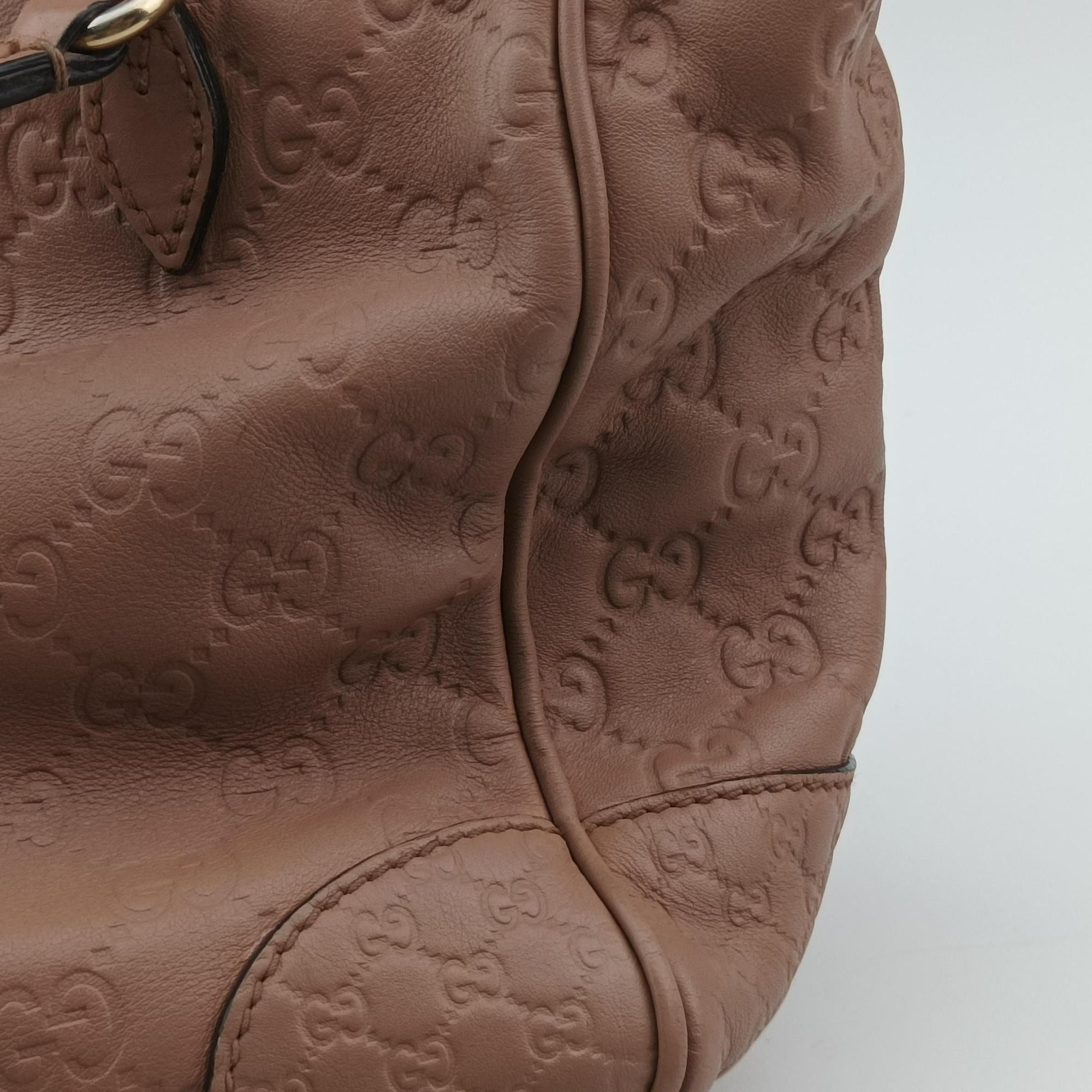 Pre-owned Gucci Bree Pink Leather 353121 shoulderbag | stylenewstar