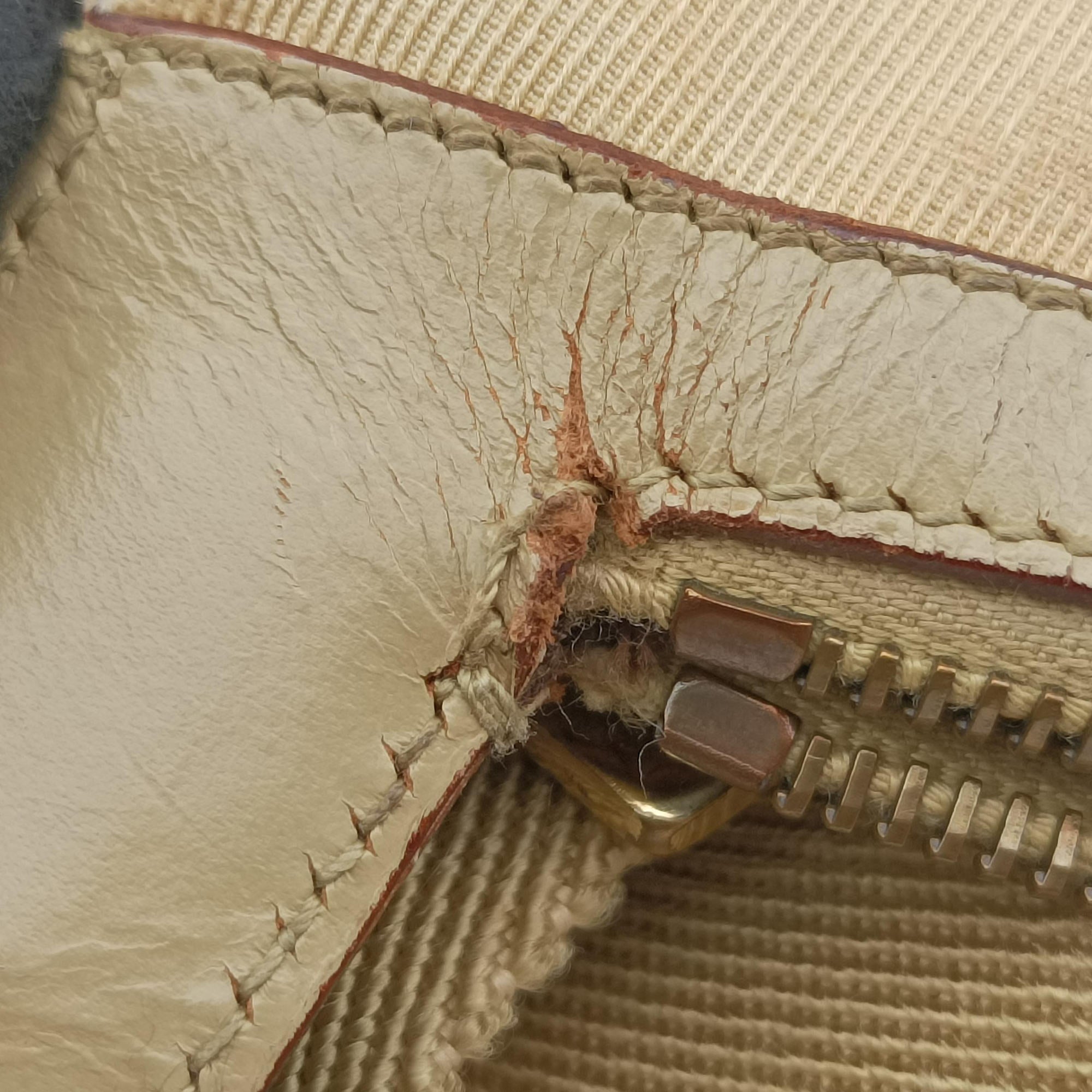 Pre-owned Gucci Double Pocket Beige canvas 90762 shoulderbag | stylenewstar