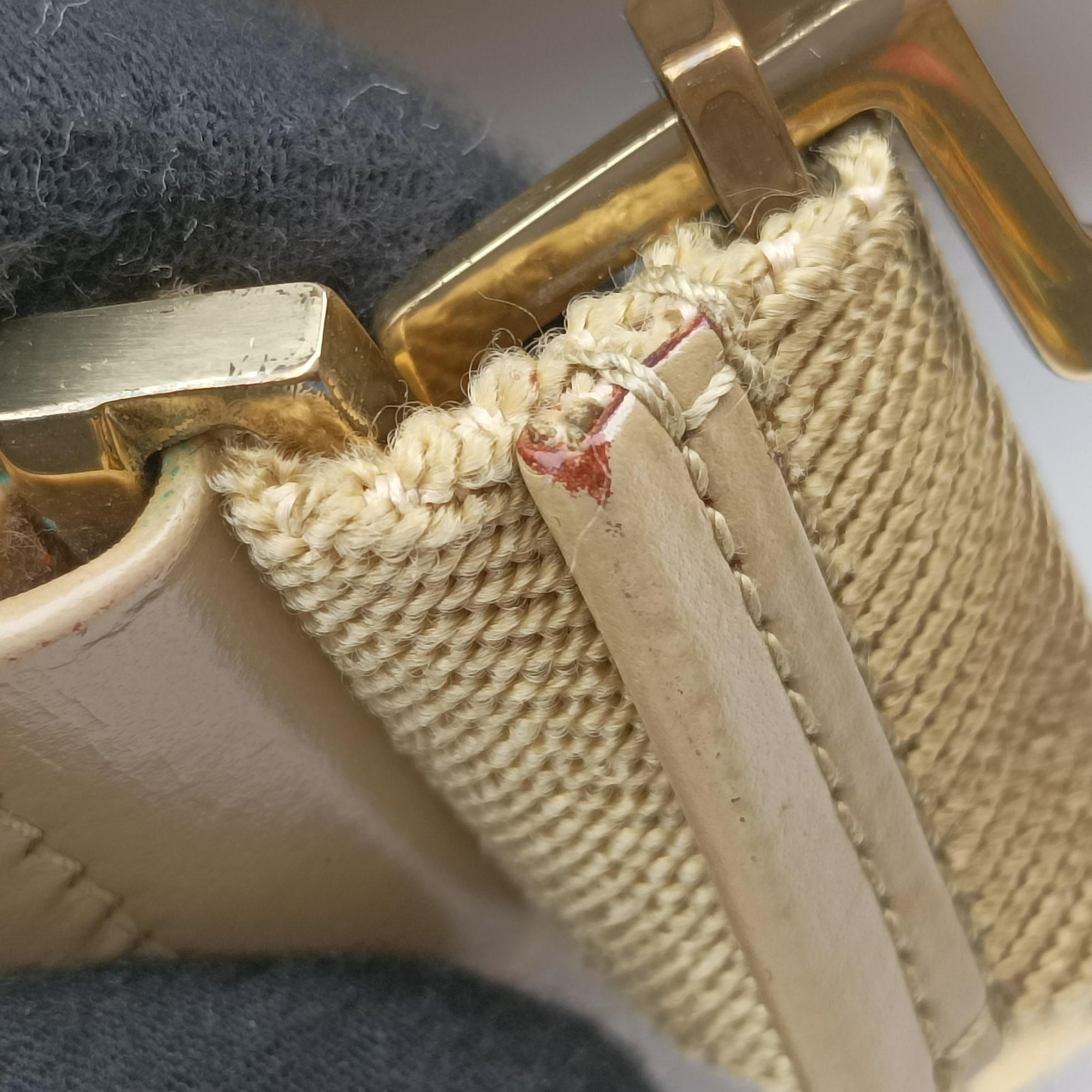 Pre-owned Gucci Double Pocket Beige canvas 90762 shoulderbag | stylenewstar