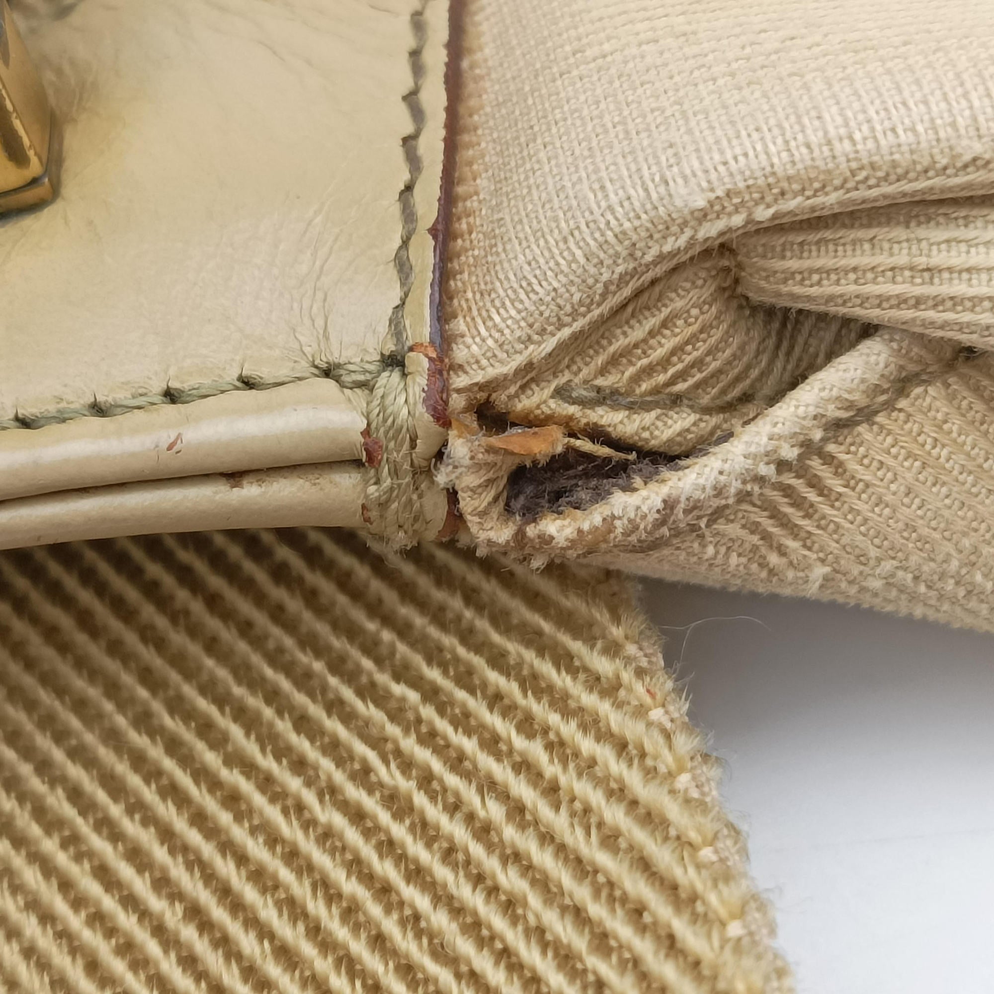 Pre-owned Gucci Double Pocket Beige canvas 90762 shoulderbag | stylenewstar