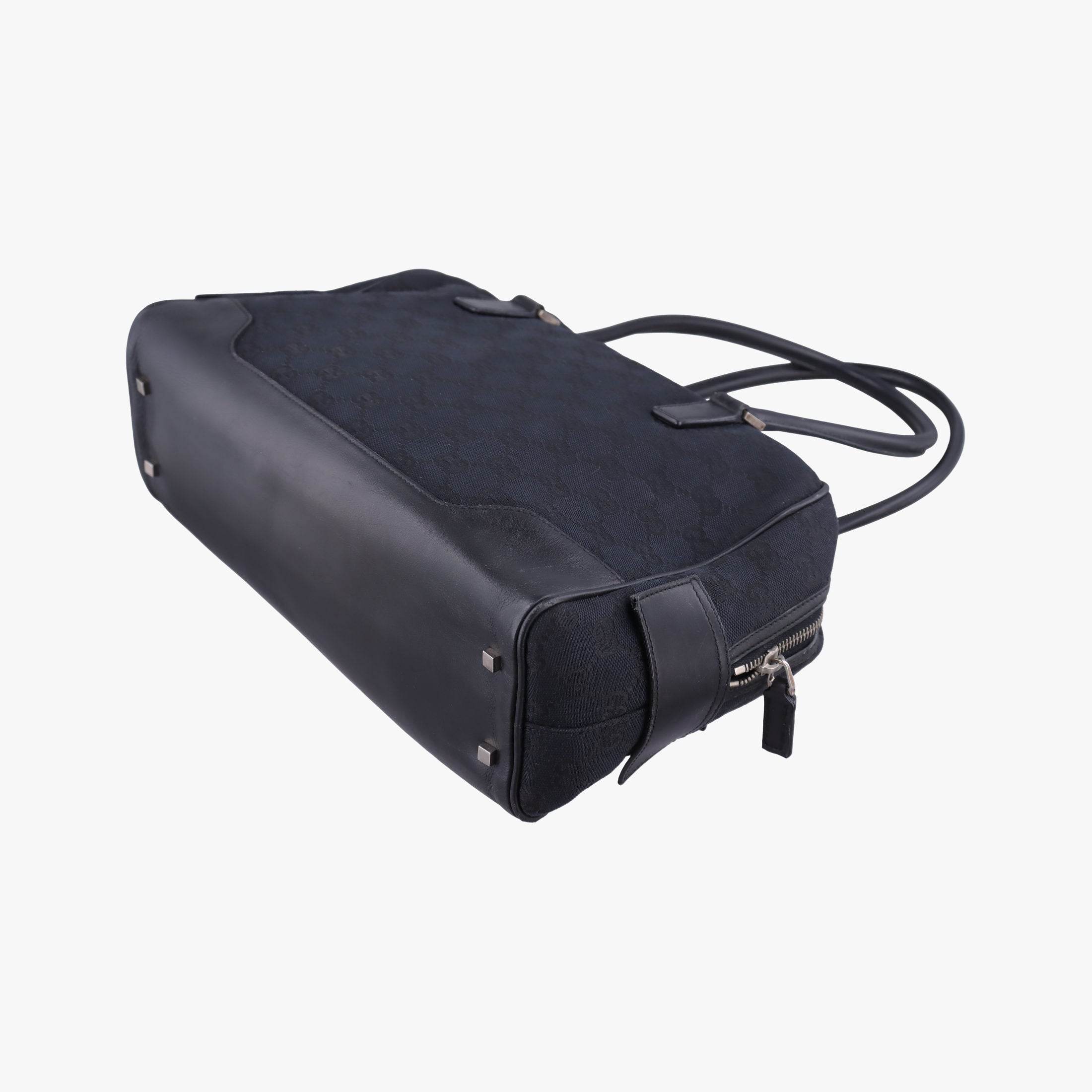 Vintage Gucci GG Canvas Black Jacquard Canvas × Calf Leather 002.11 handbag | stylenewstar
