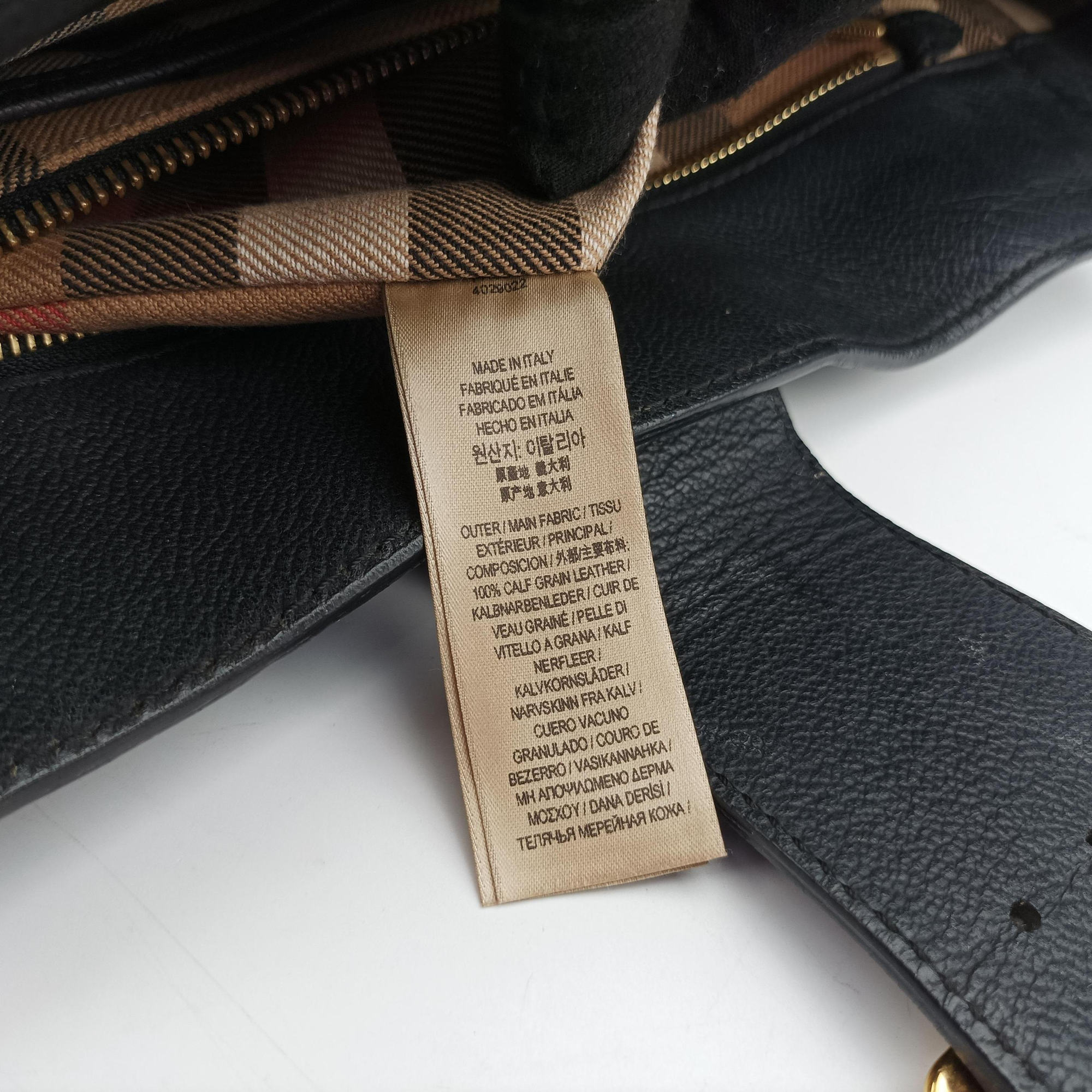 Vintage Burberry Buckle Black Leather  handbag | stylenewstar