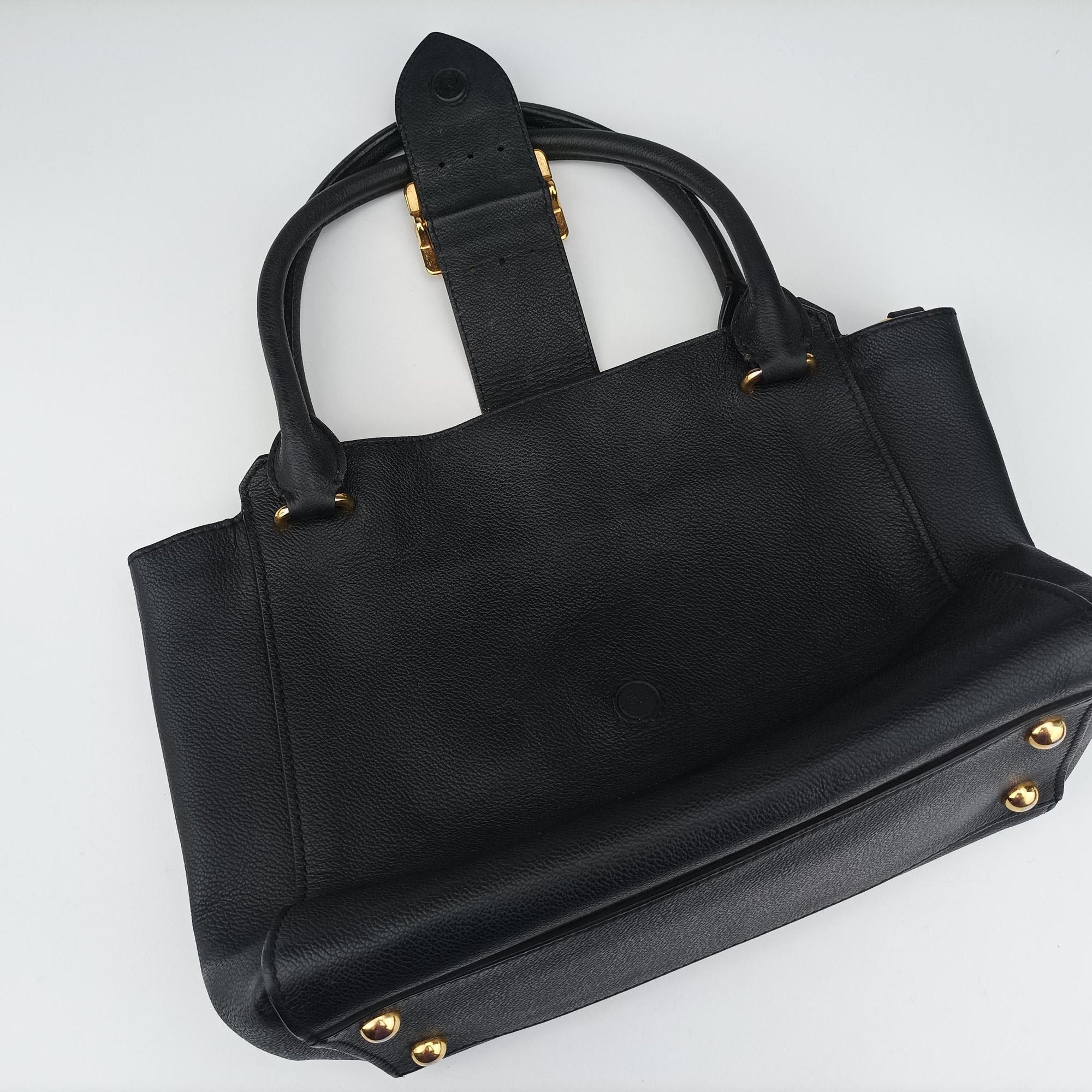 Vintage Burberry Buckle Black Leather  handbag | stylenewstar