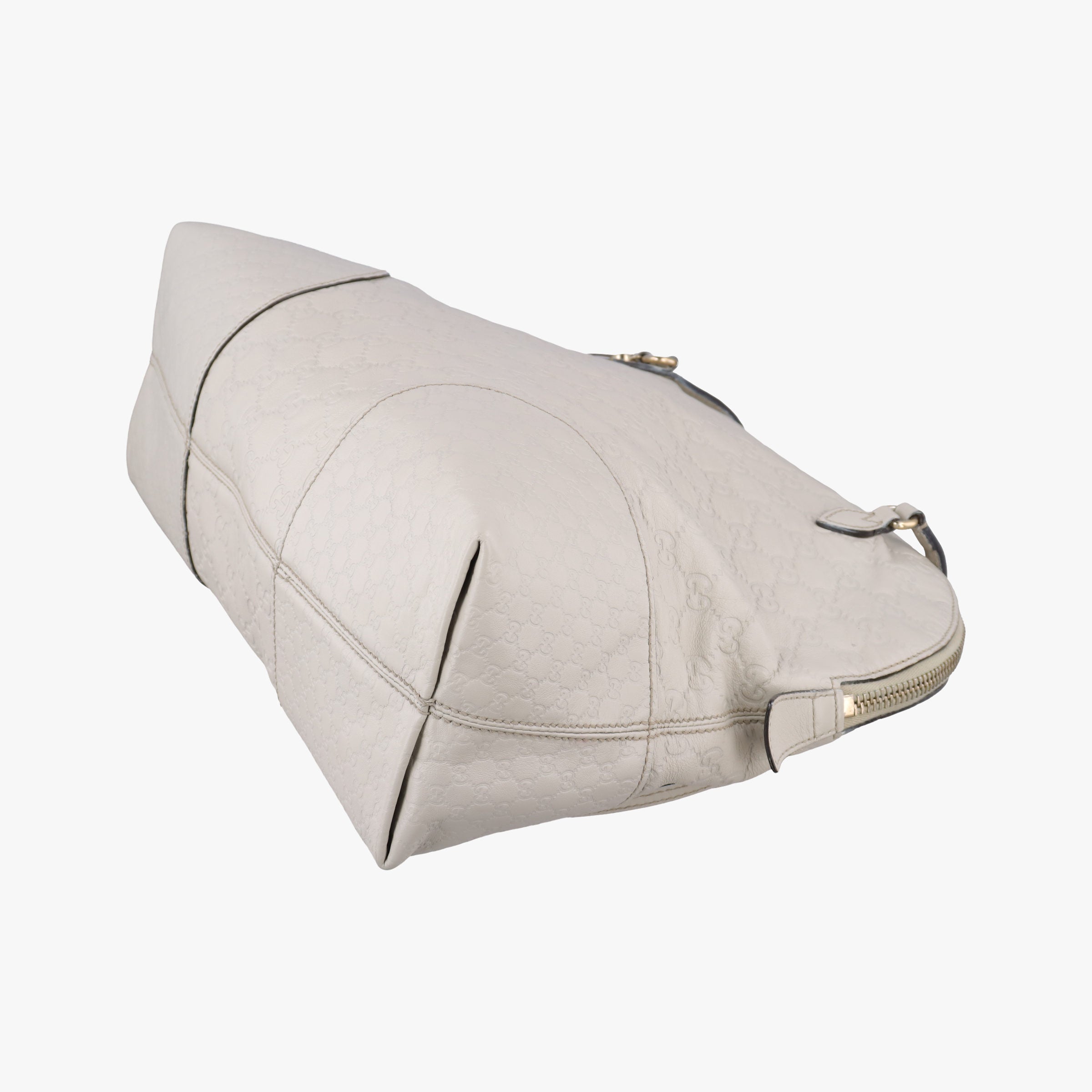Vintage Gucci Guccissima Bree White Leather 323673 shoulderbag | stylenewstar