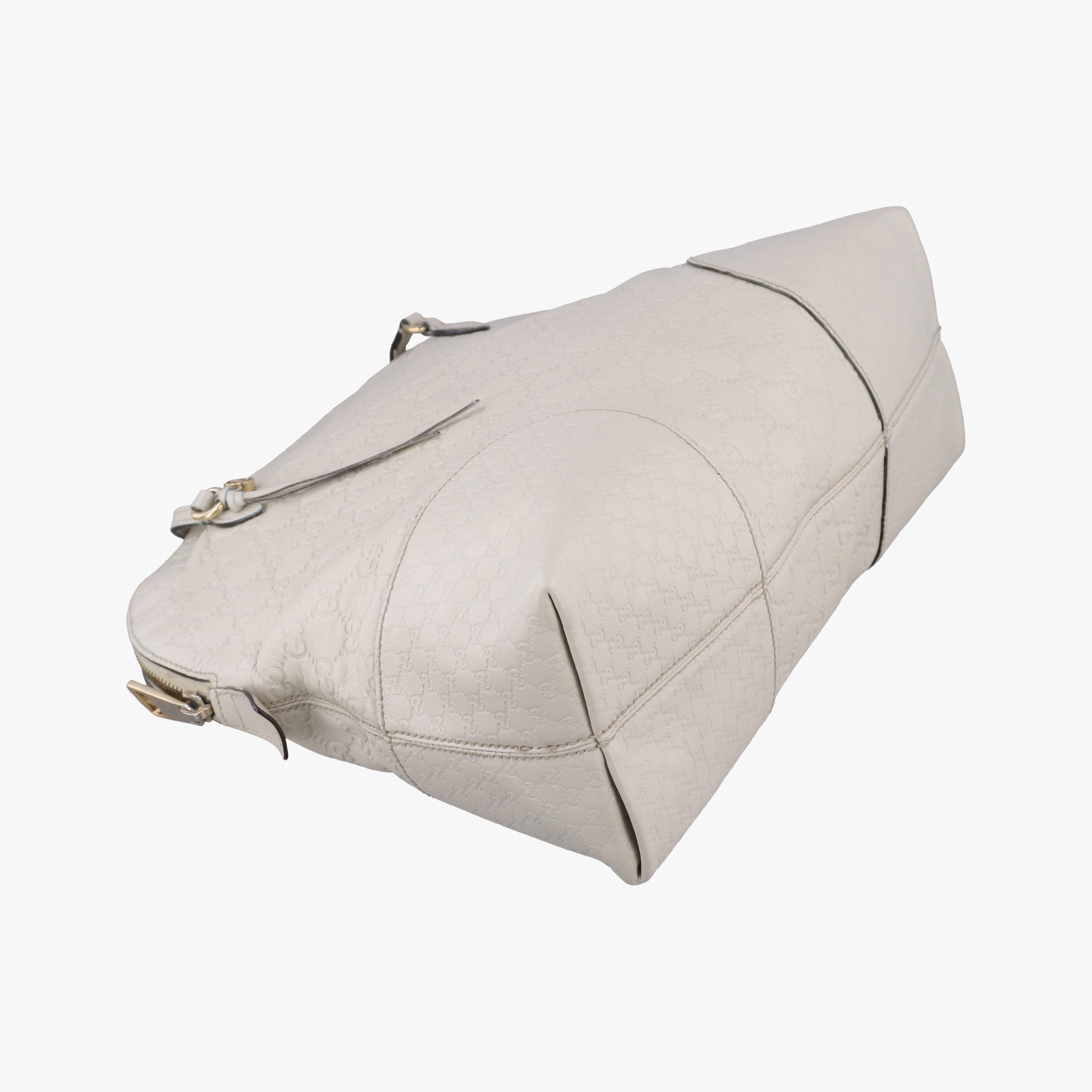 Vintage Gucci Guccissima Bree White Leather 323673 shoulderbag | stylenewstar
