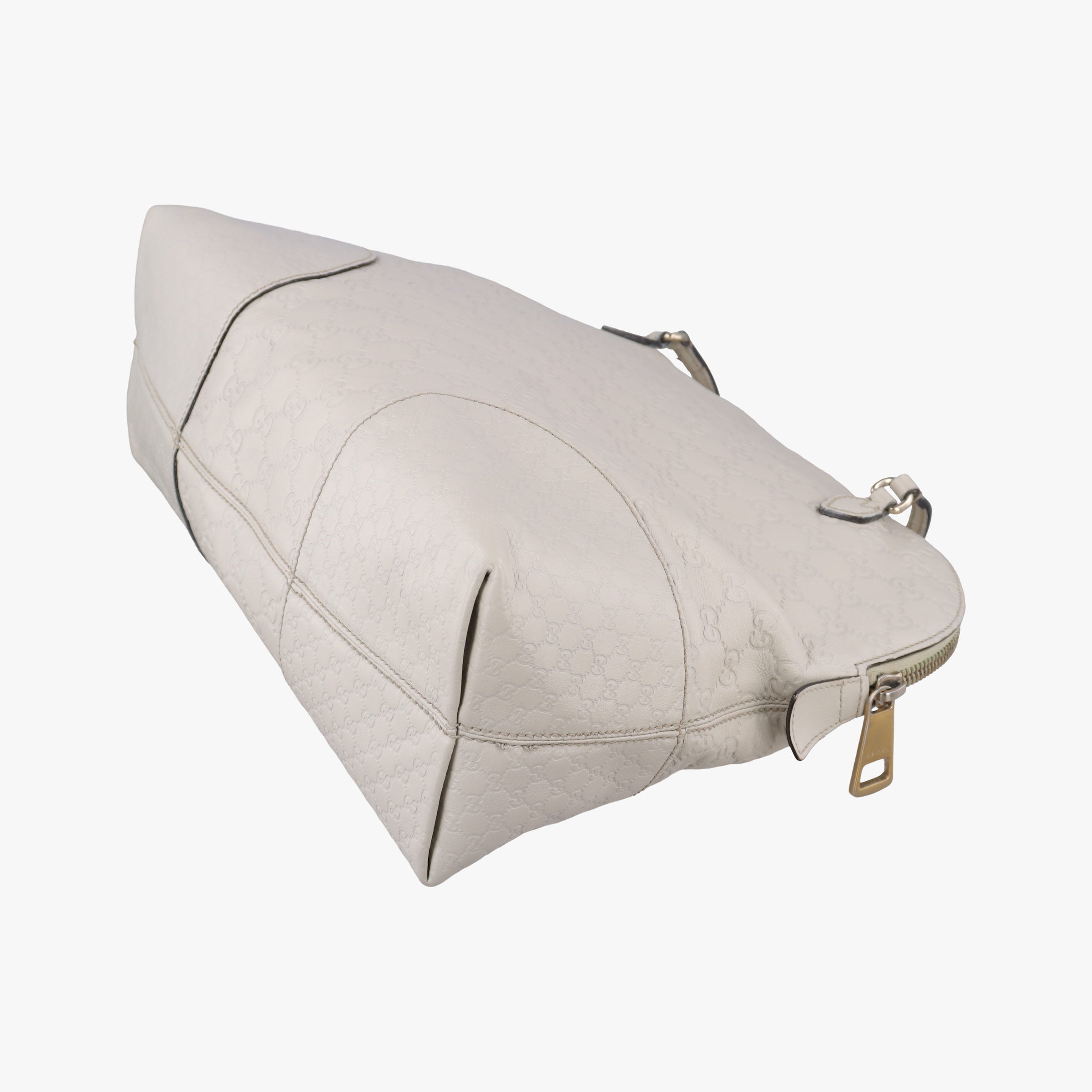 Vintage Gucci Guccissima Bree White Leather 323673 shoulderbag | stylenewstar