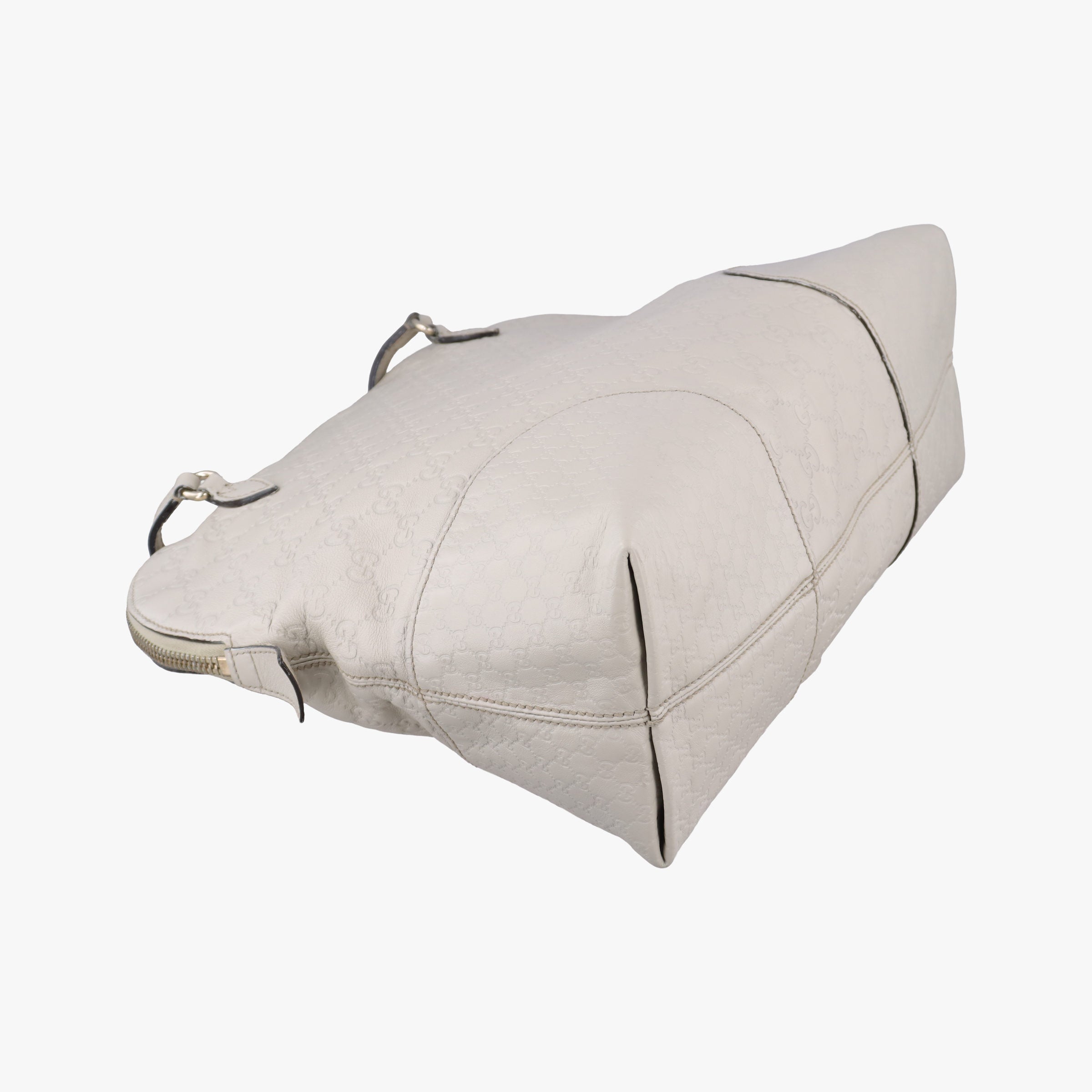 Vintage Gucci Guccissima Bree White Leather 323673 shoulderbag | stylenewstar
