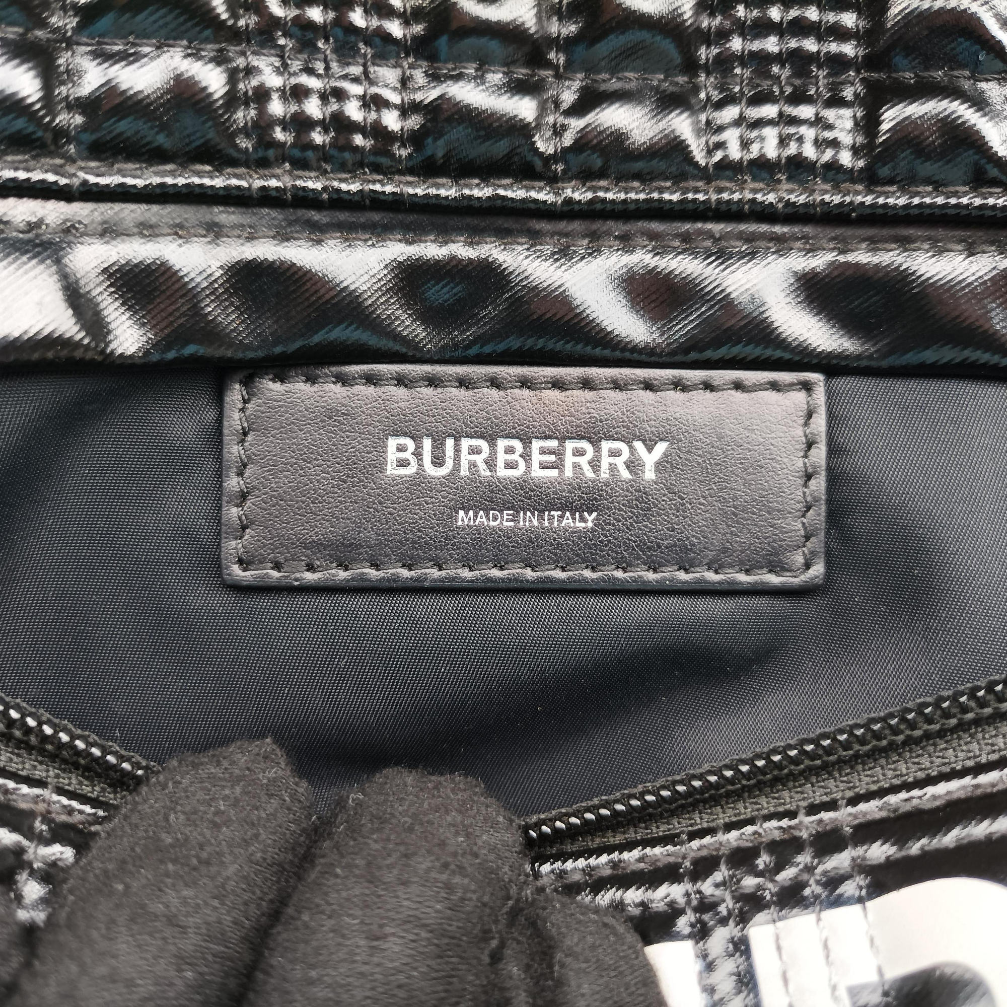 Pre-owned Burberry lola Black×white Leather  bum bag/waist bag | stylenewstar