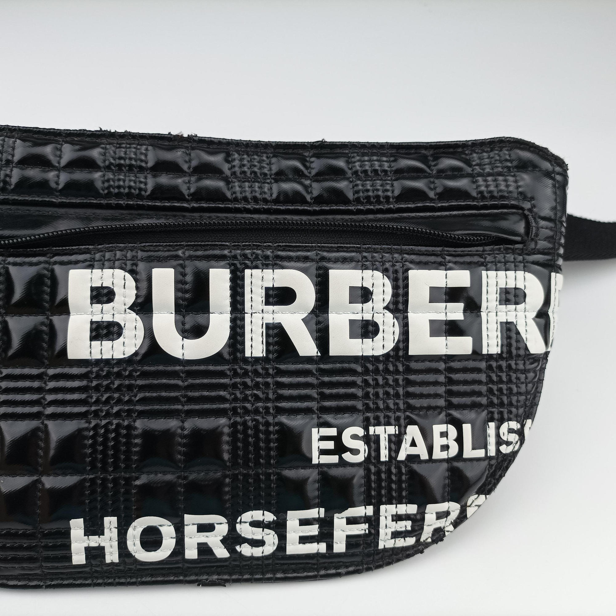 Pre-owned Burberry lola Black×white Leather  bum bag/waist bag | stylenewstar