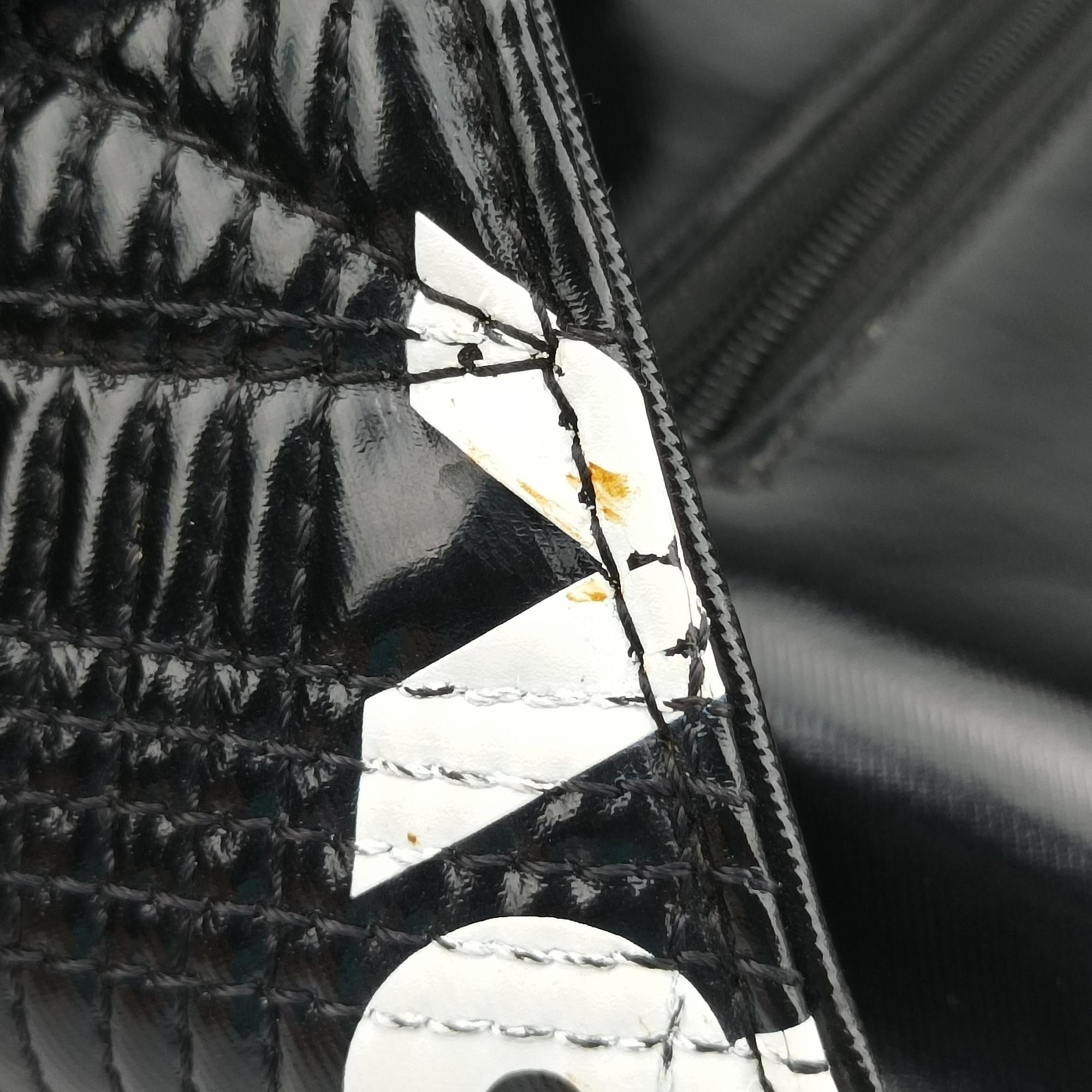 Pre-owned Burberry lola Black×white Leather  bum bag/waist bag | stylenewstar