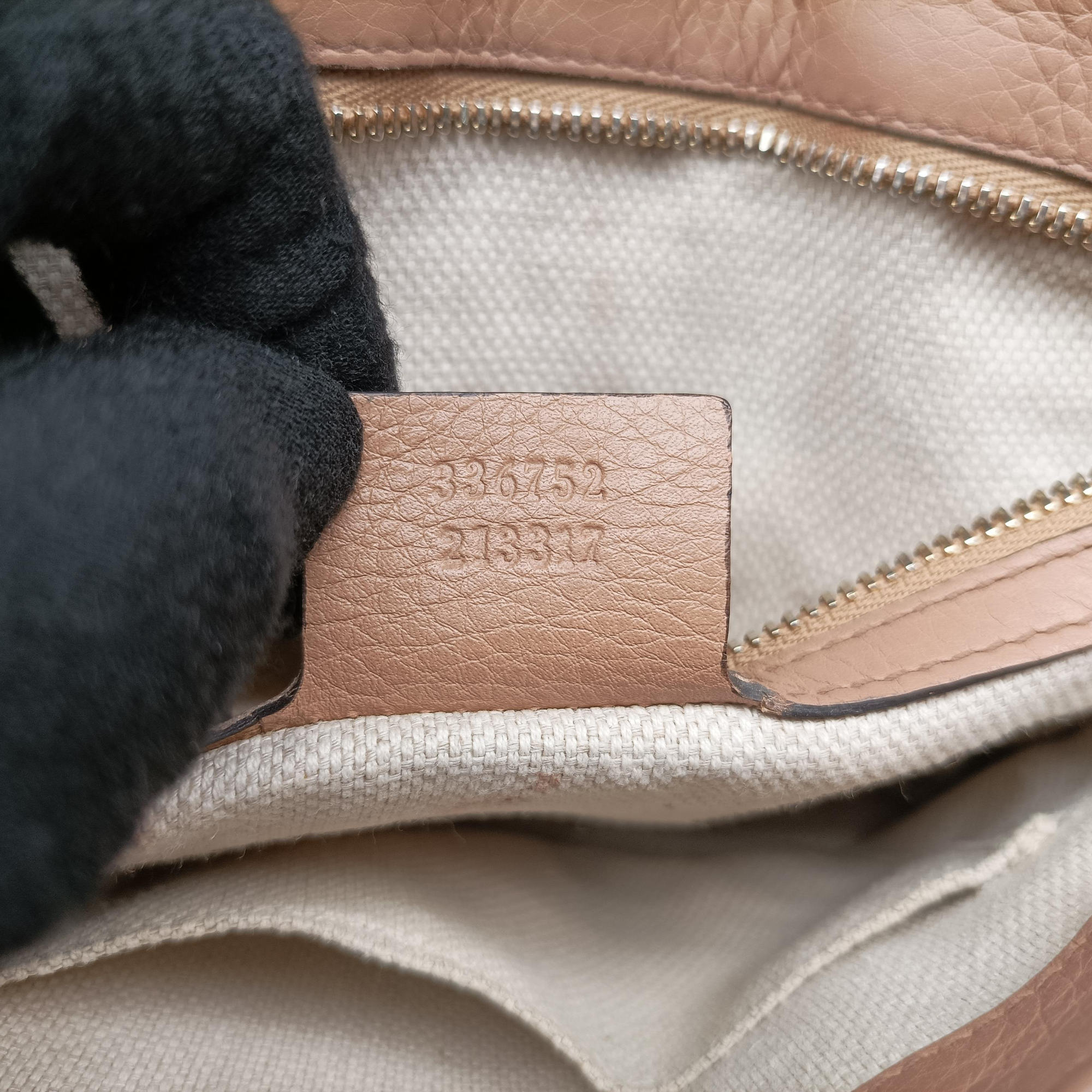 Pre-owned Gucci SOHO Beige Leather 336752 shoulderbag | stylenewstar