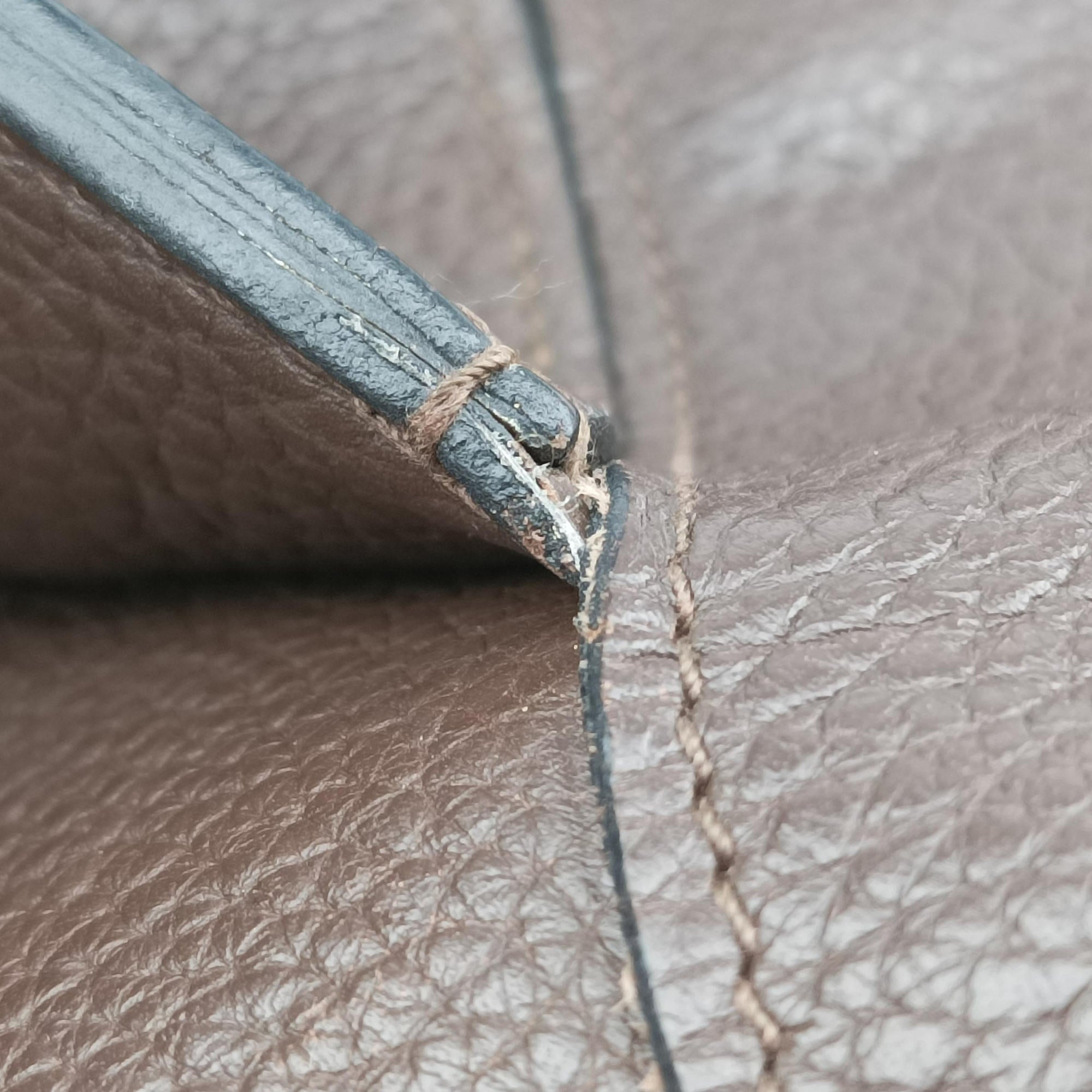 Pre-owned Hermes Marwari  Brown Taurillon Clemence  shoulderbag | stylenewstar