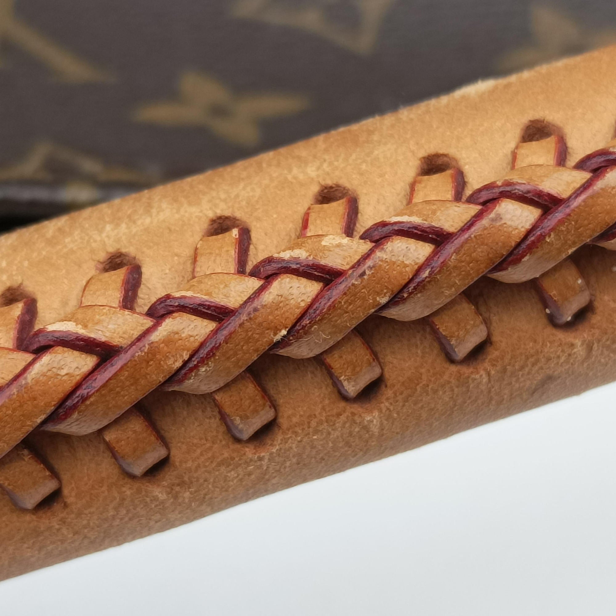 Secondhand Louis Vuitton ARTSY MM Brown Monogram Canvas M40249 handbag | stylenewstar