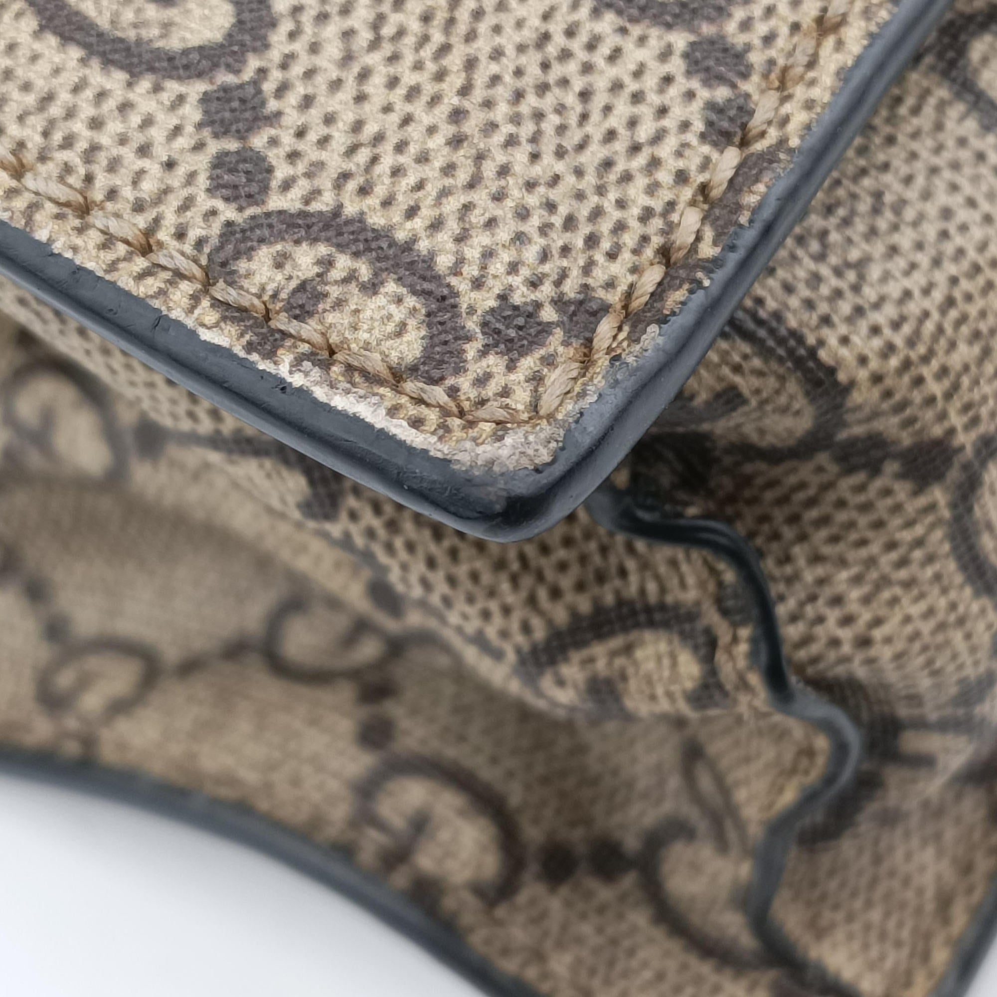 Pre-owned Gucci GG Supreme Tiger Brown PVC coated canvas 450950 handbag | stylenewstar