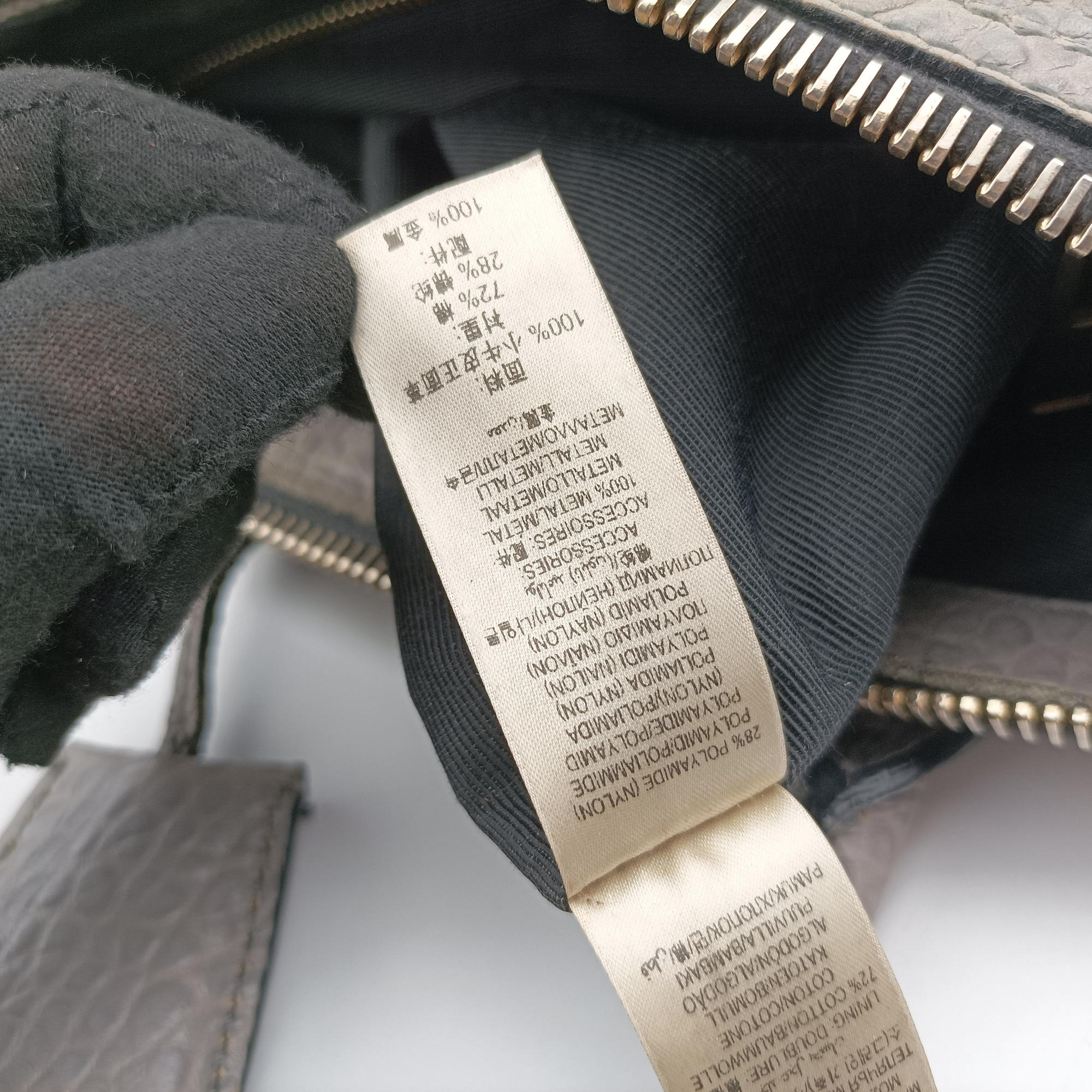 Vintage Burberry Clifton Grey Leather  shoulderbag | stylenewstar