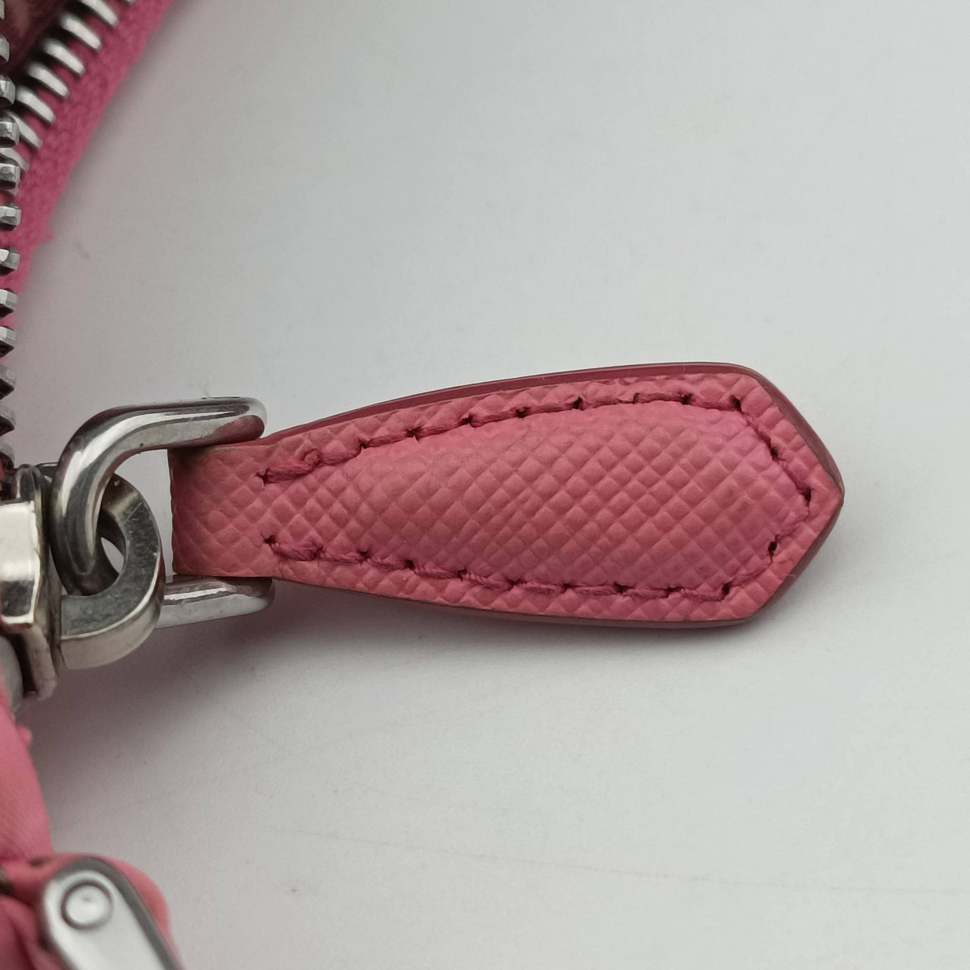 Pre-owned Prada Re-Edition 2005 Nylon Mini Pink nylon 1TT122 shoulderbag | stylenewstar