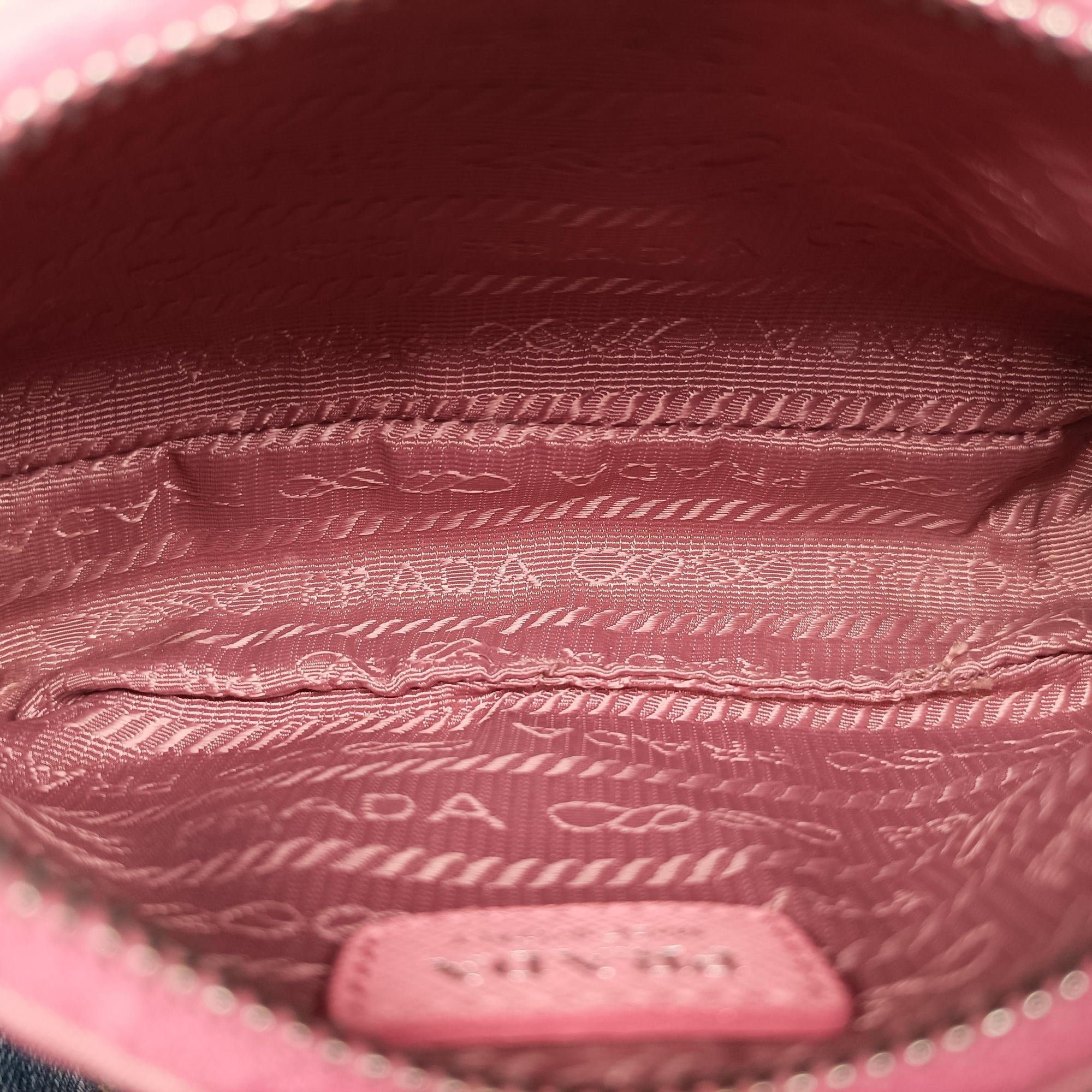 Pre-owned Prada Re-Edition 2005 Nylon Mini Pink nylon 1TT122 shoulderbag | stylenewstar