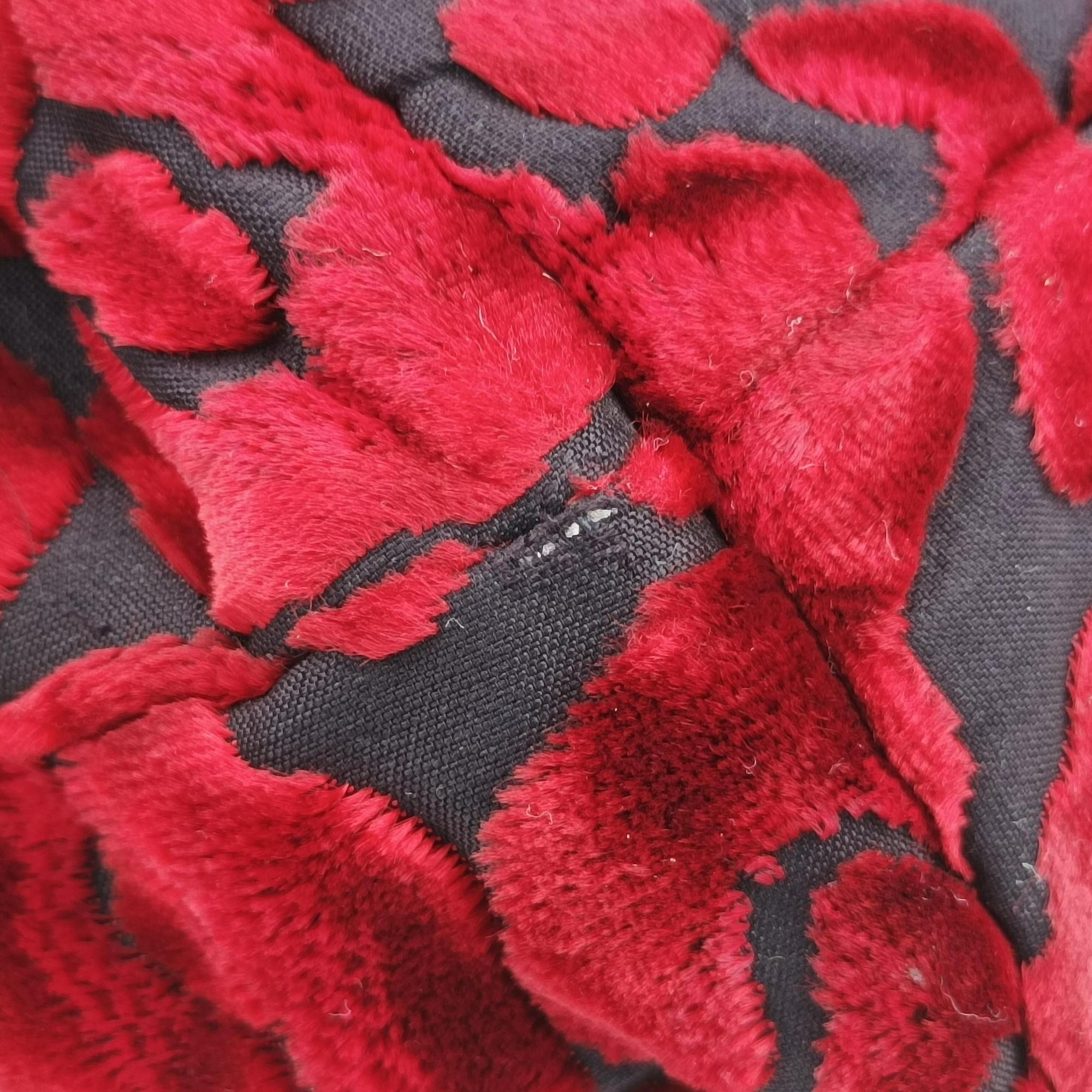 Vintage Prada Tessuto Stampato Red × Black Velvet × Saffiano Leather BN1877 shoulderbag | stylenewstar