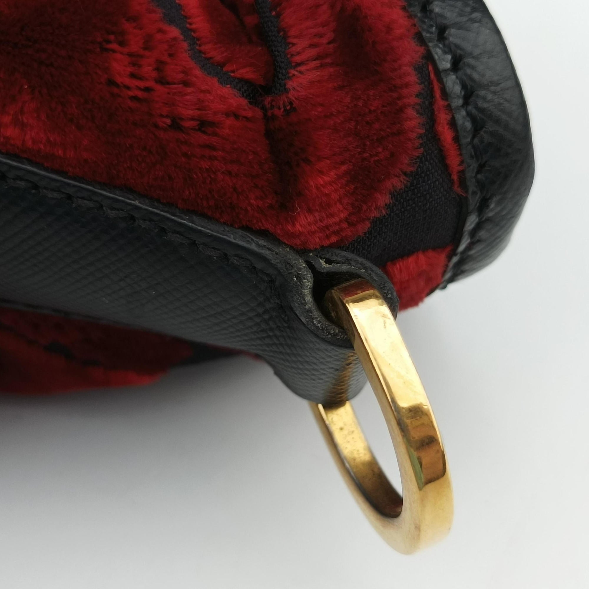 Vintage Prada Tessuto Stampato Red × Black Velvet × Saffiano Leather BN1877 shoulderbag | stylenewstar
