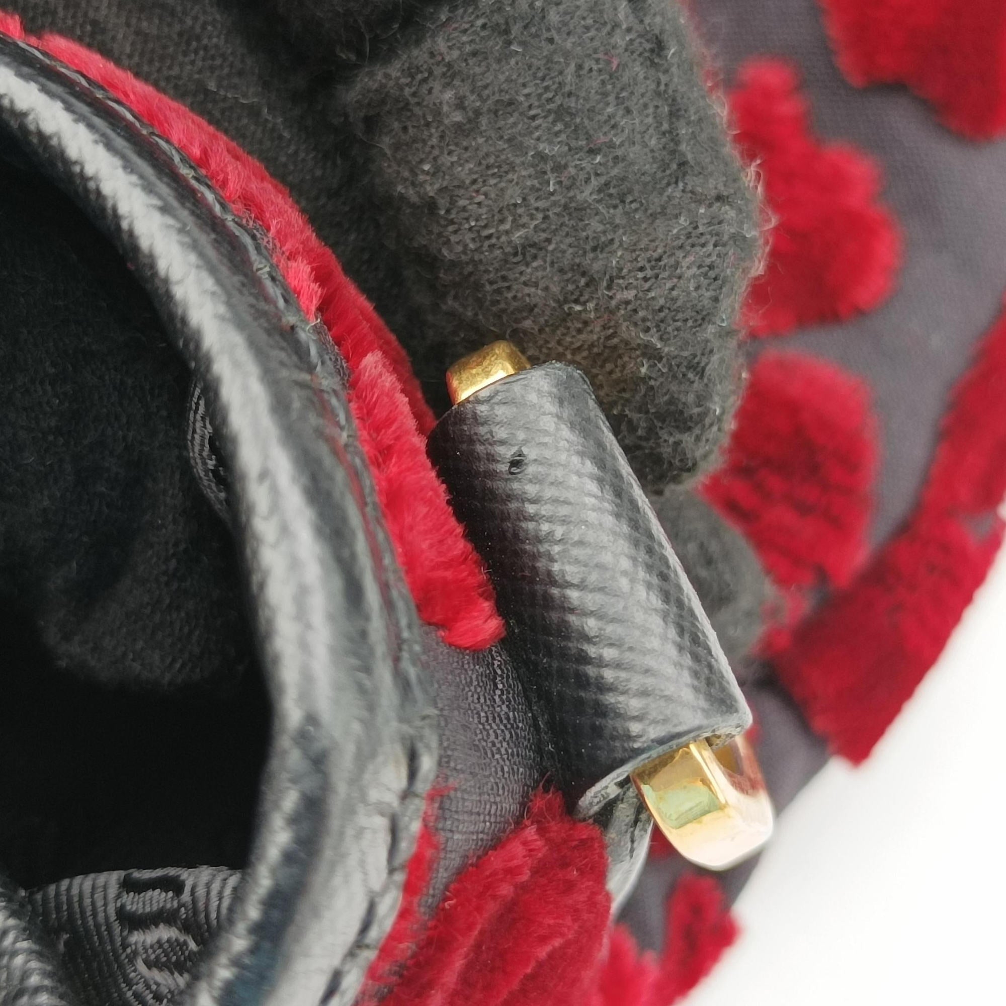 Vintage Prada Tessuto Stampato Red × Black Velvet × Saffiano Leather BN1877 shoulderbag | stylenewstar
