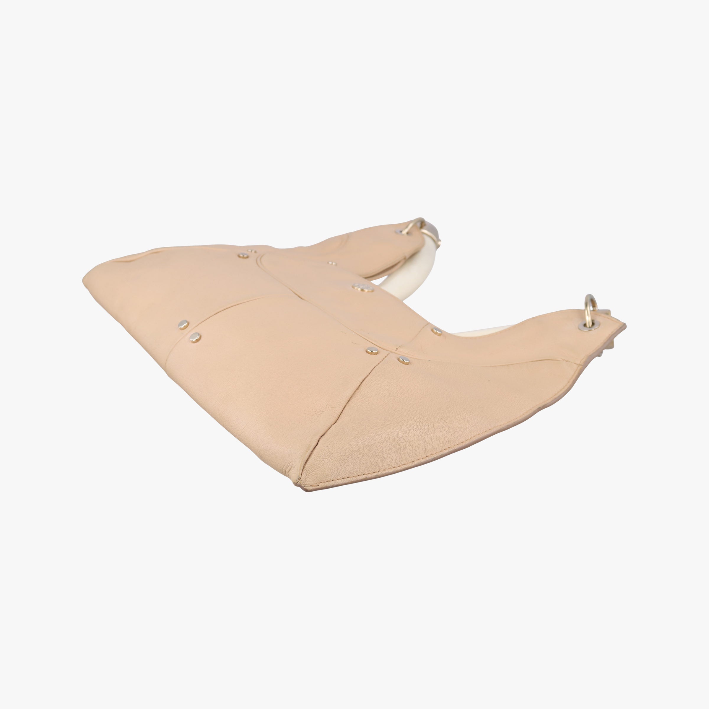 Pre-owned Yves Saint Laurent Mombasa Beige Leather 129026 handbag | stylenewstar