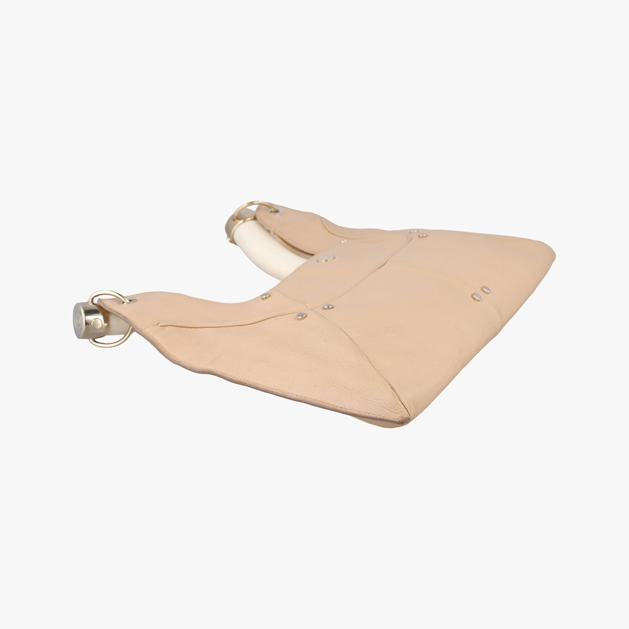 Pre-owned Yves Saint Laurent Mombasa Beige Leather 129026 handbag | stylenewstar