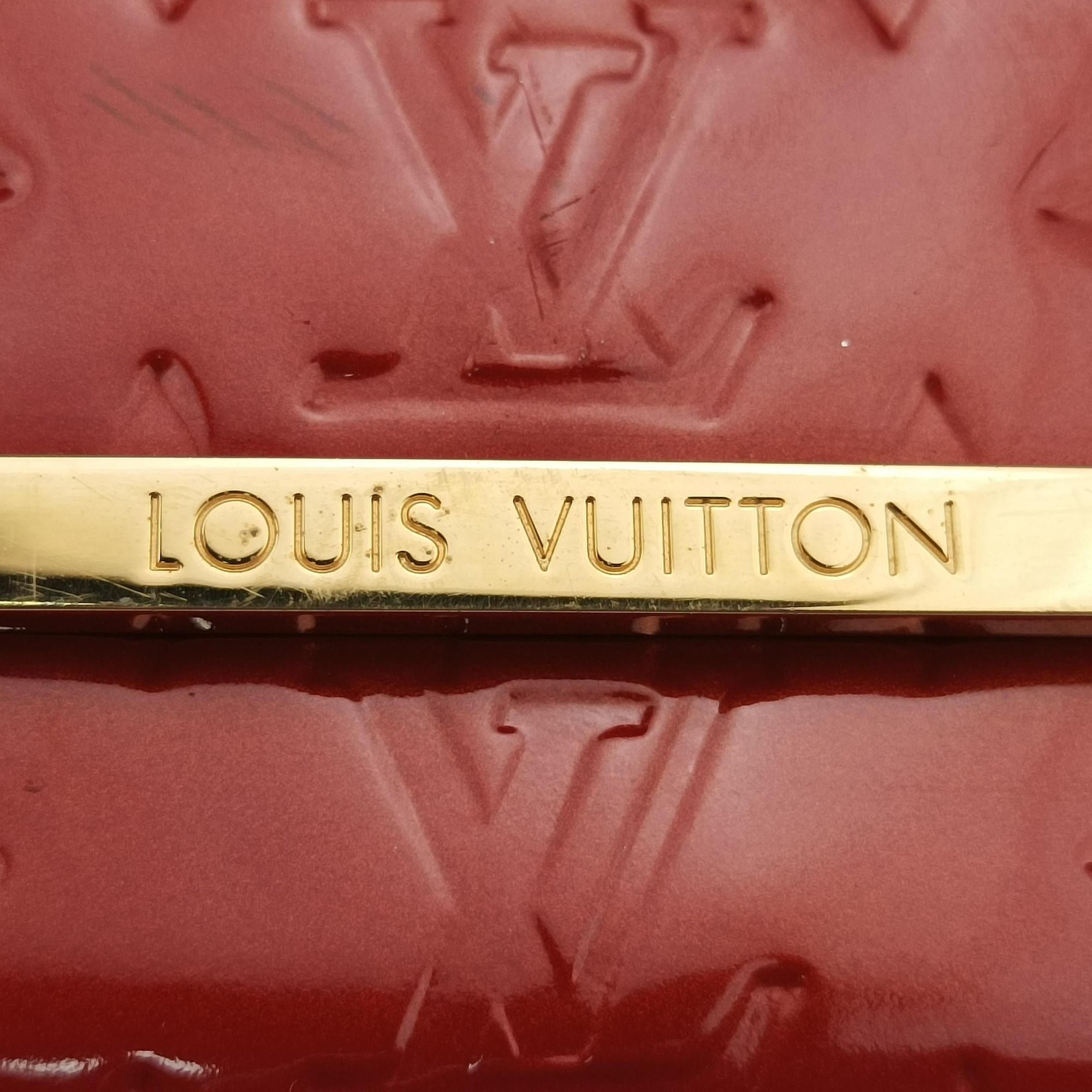 Pre-owned Louis Vuitton Rossmore MM Red Vernis M91550 handbag | stylenewstar