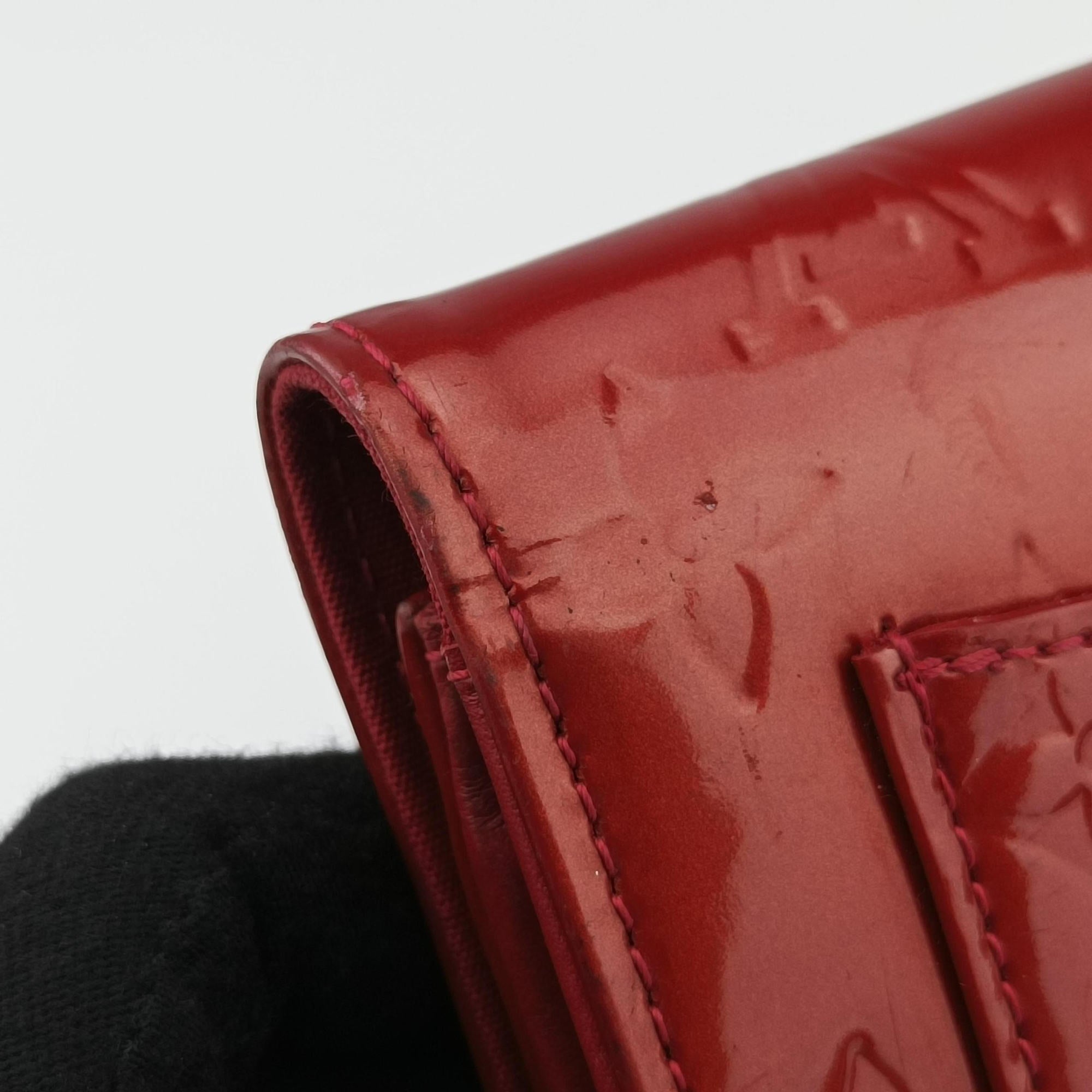 Pre-owned Louis Vuitton Rossmore MM Red Vernis M91550 handbag | stylenewstar