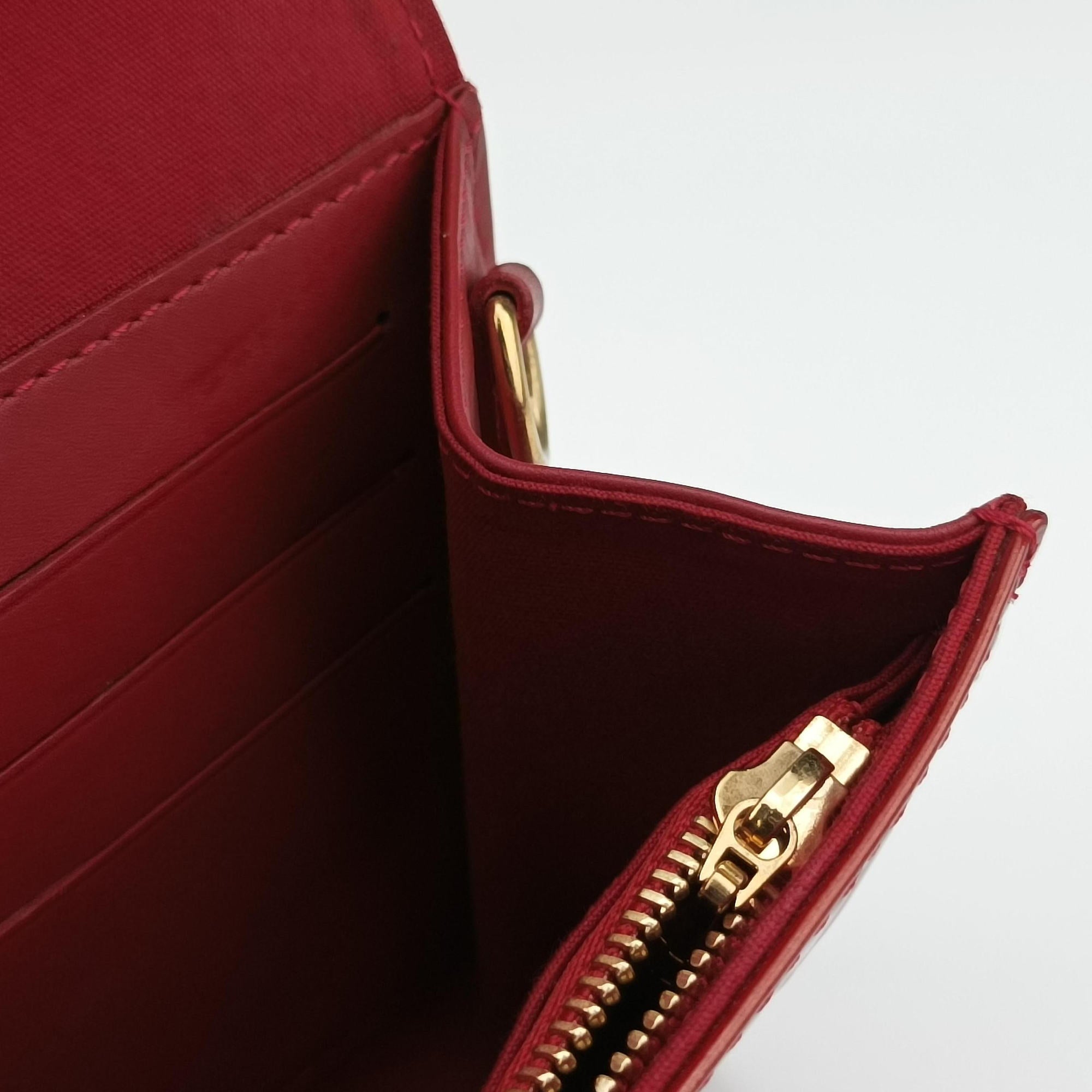 Pre-owned Louis Vuitton Rossmore MM Red Vernis M91550 handbag | stylenewstar