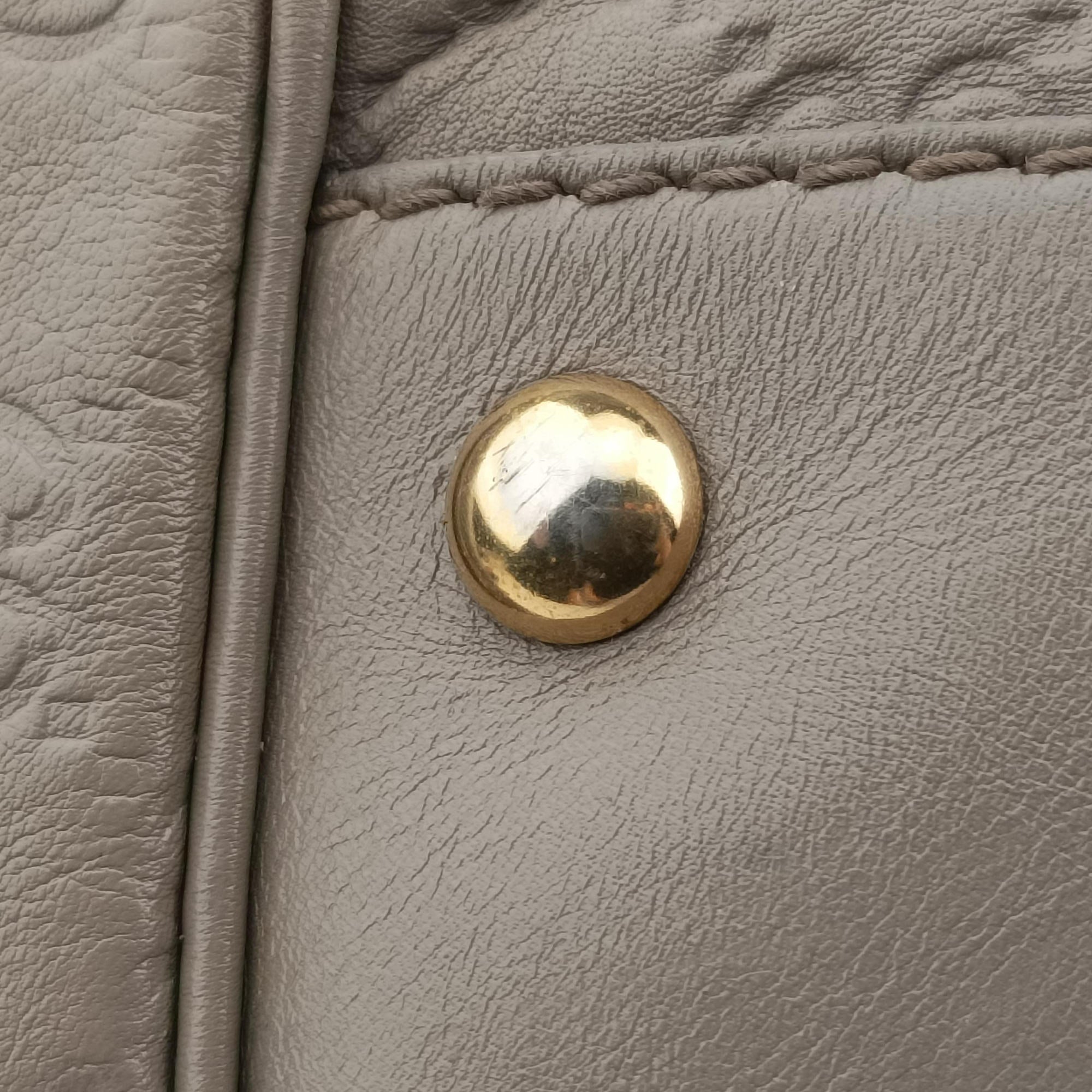 Pre-owned Gucci Scarlett Grey Leather 282299 shoulderbag | stylenewstar