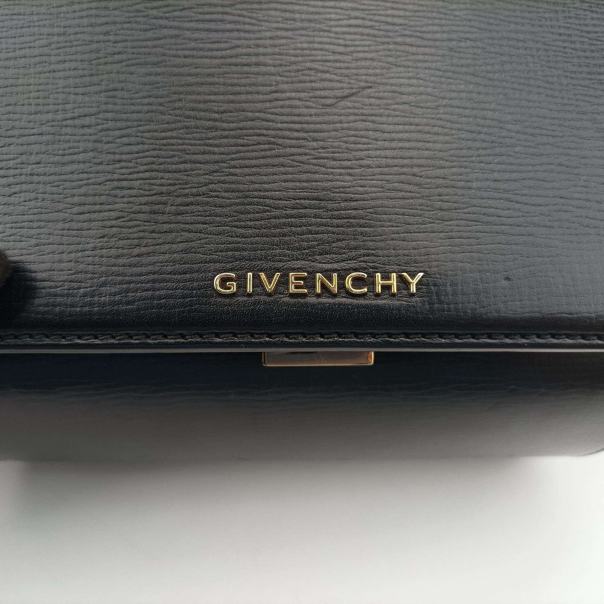 Pre-owned Givenchy Pandora Box Black Leather  shoulderbag | stylenewstar
