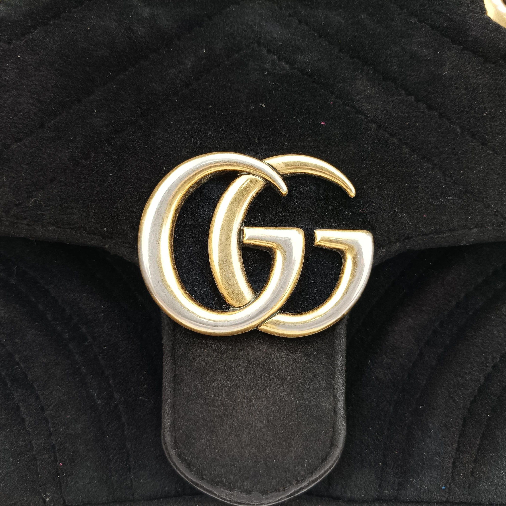 Pre-owned Gucci GG Marmont Black velour 446744 shoulderbag | stylenewstar