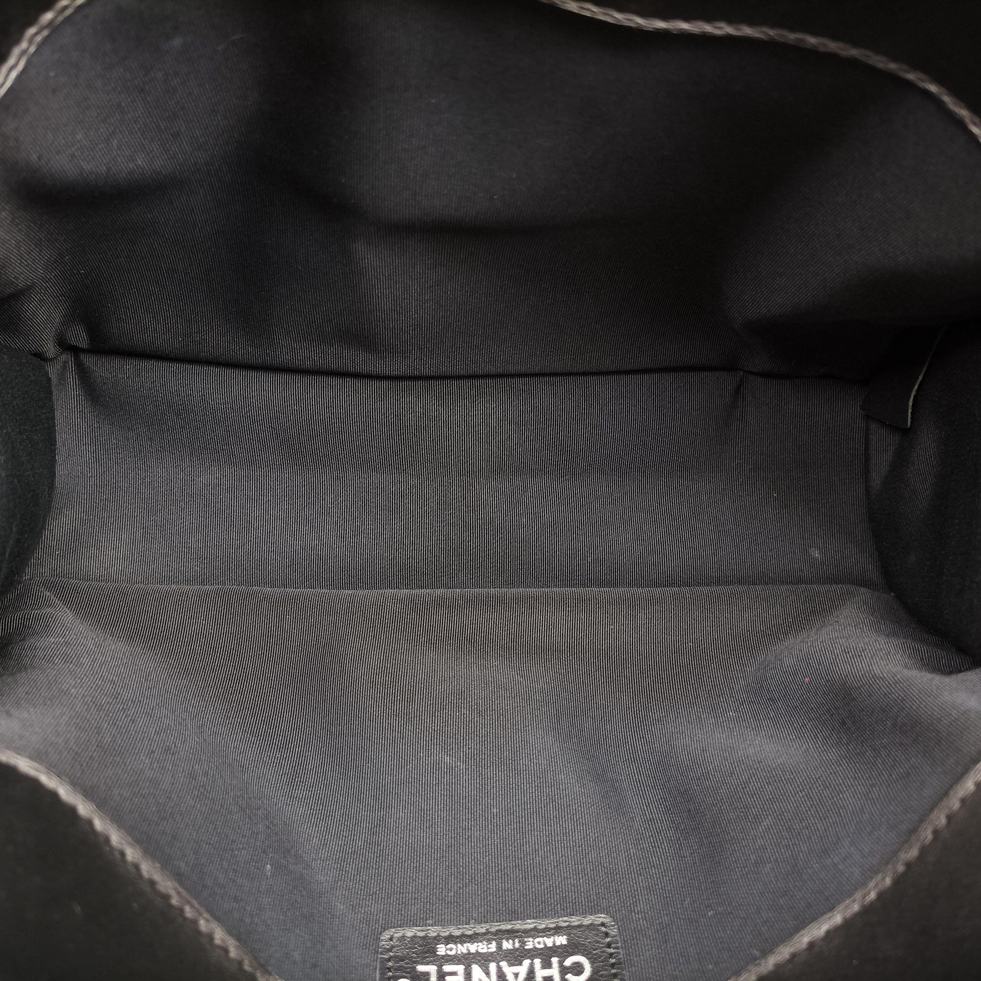 Pre-owned Chanel 2.55 Matelasse Black lambskin A65613 shoulderbag | stylenewstar
